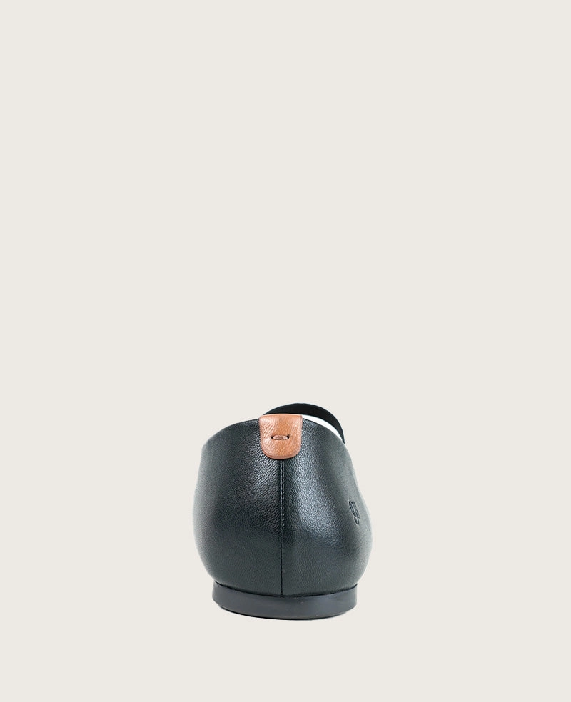 GENTLE SOULS -  Walden Leather Pleated Toe Mary Jane Flat Versatile use