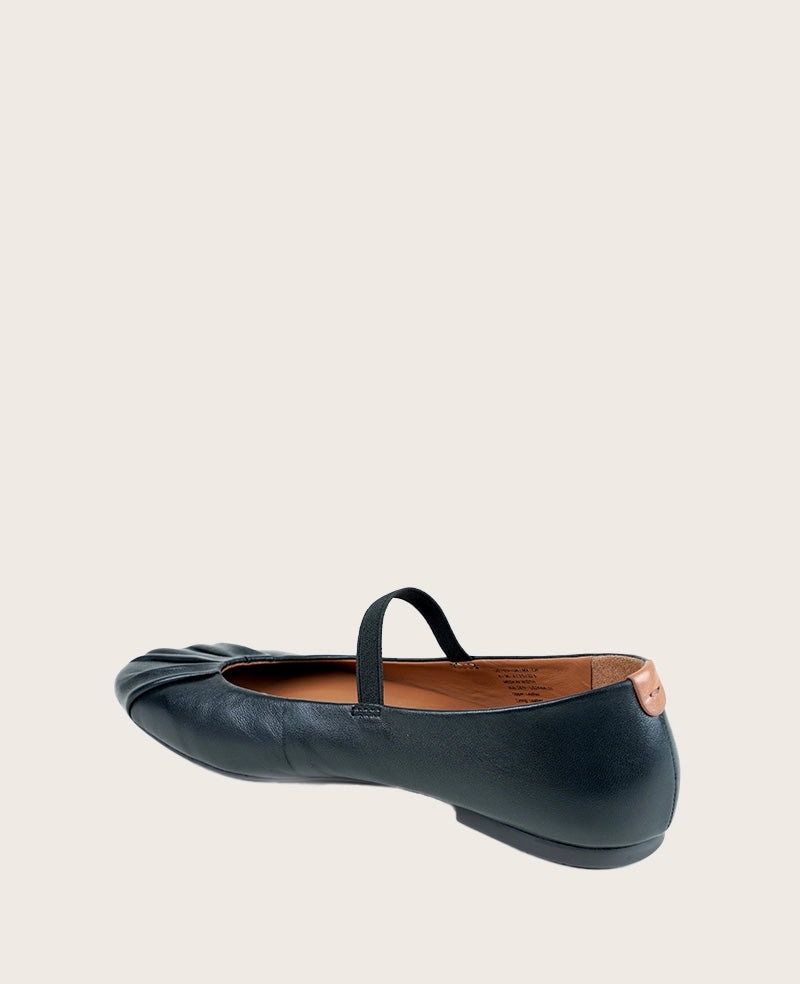 GENTLE SOULS -  Walden Leather Pleated Toe Mary Jane Flat Versatile use