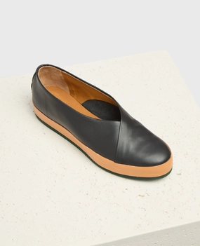 Glace Flat Modern Comfort Shoes Simple Comfort