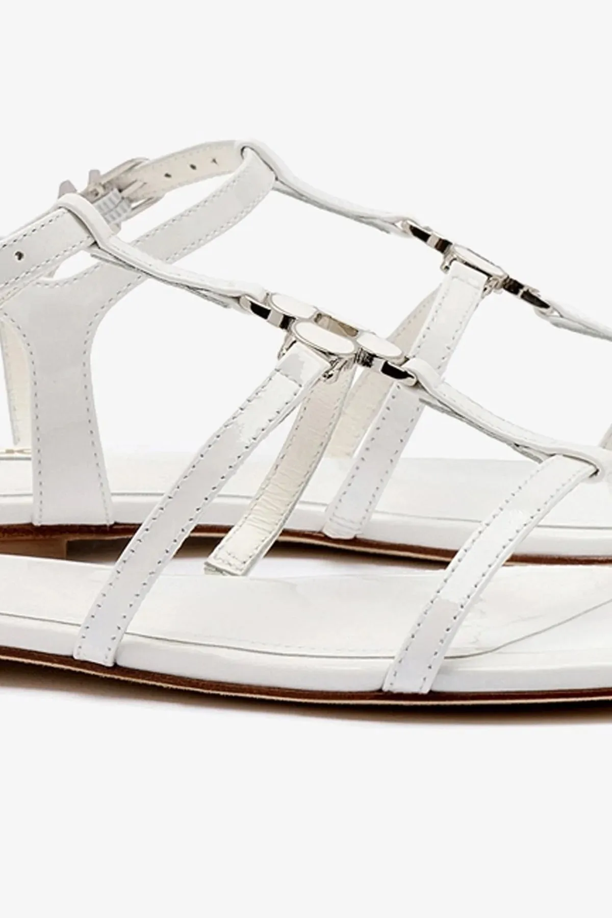 Hana Flat In White Patent Leather Casual Style
