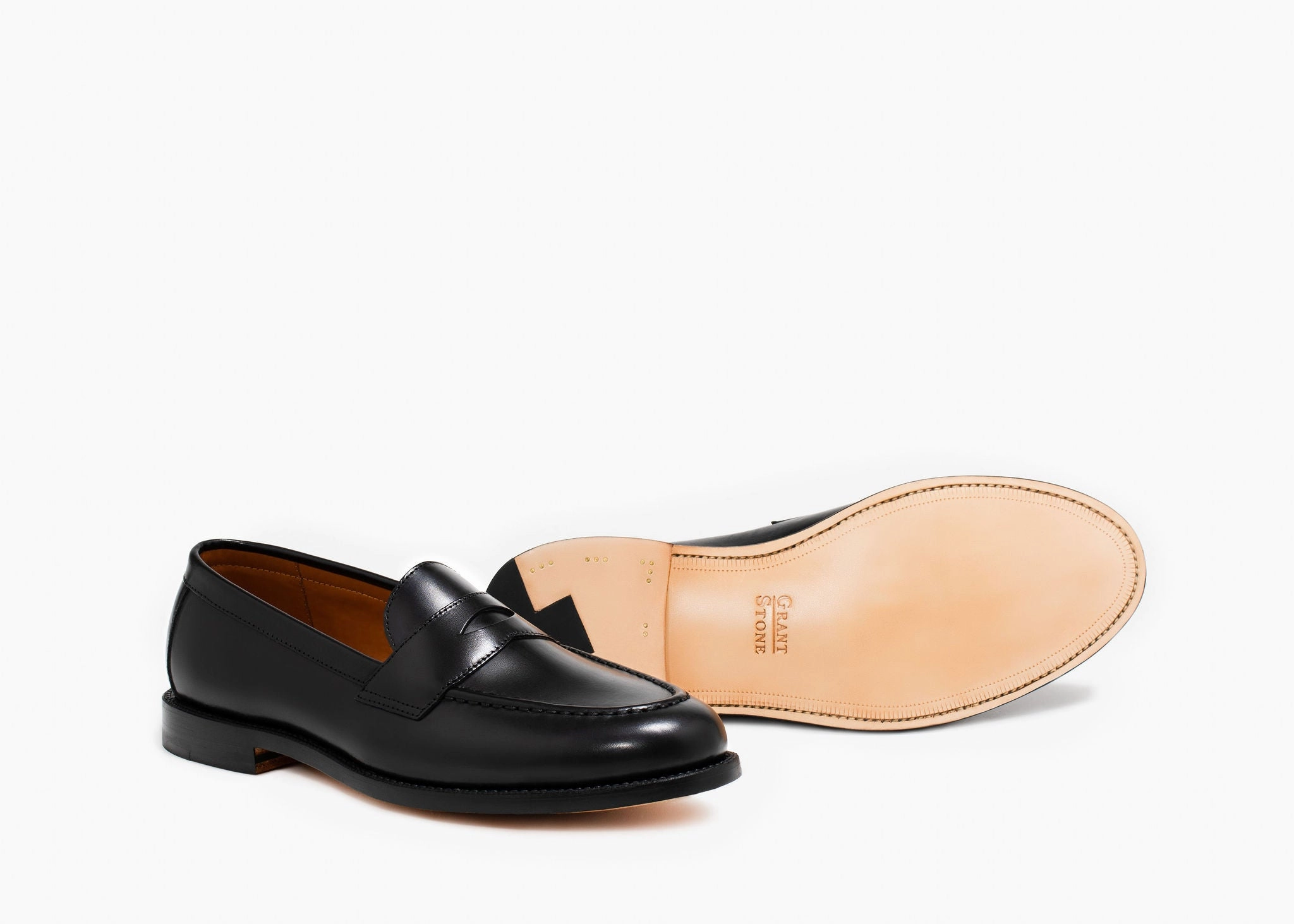 Heel Hug Traveler Penny Black Calf