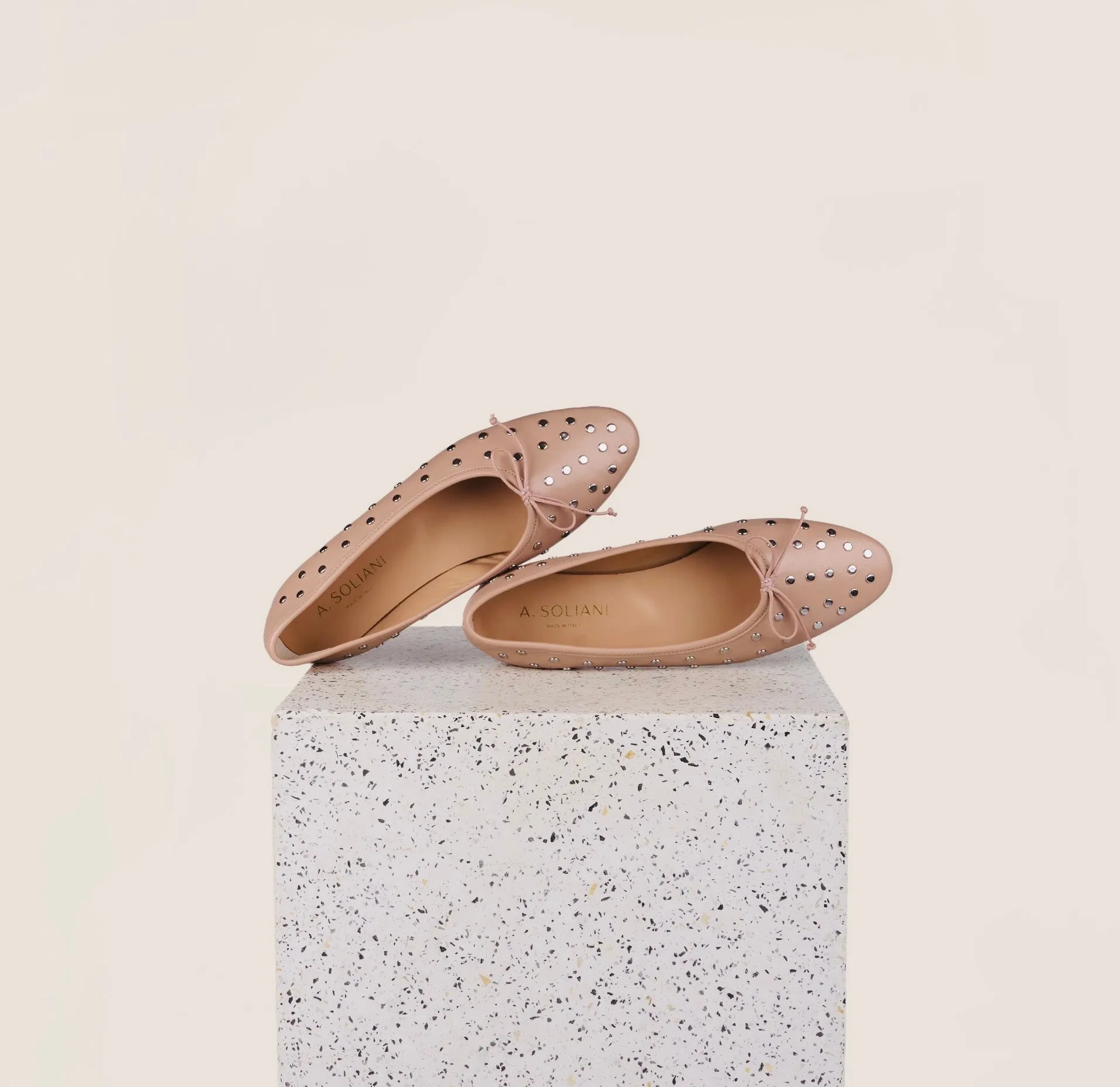 Day-To-Night Shoes Como Studs-Beige Nude