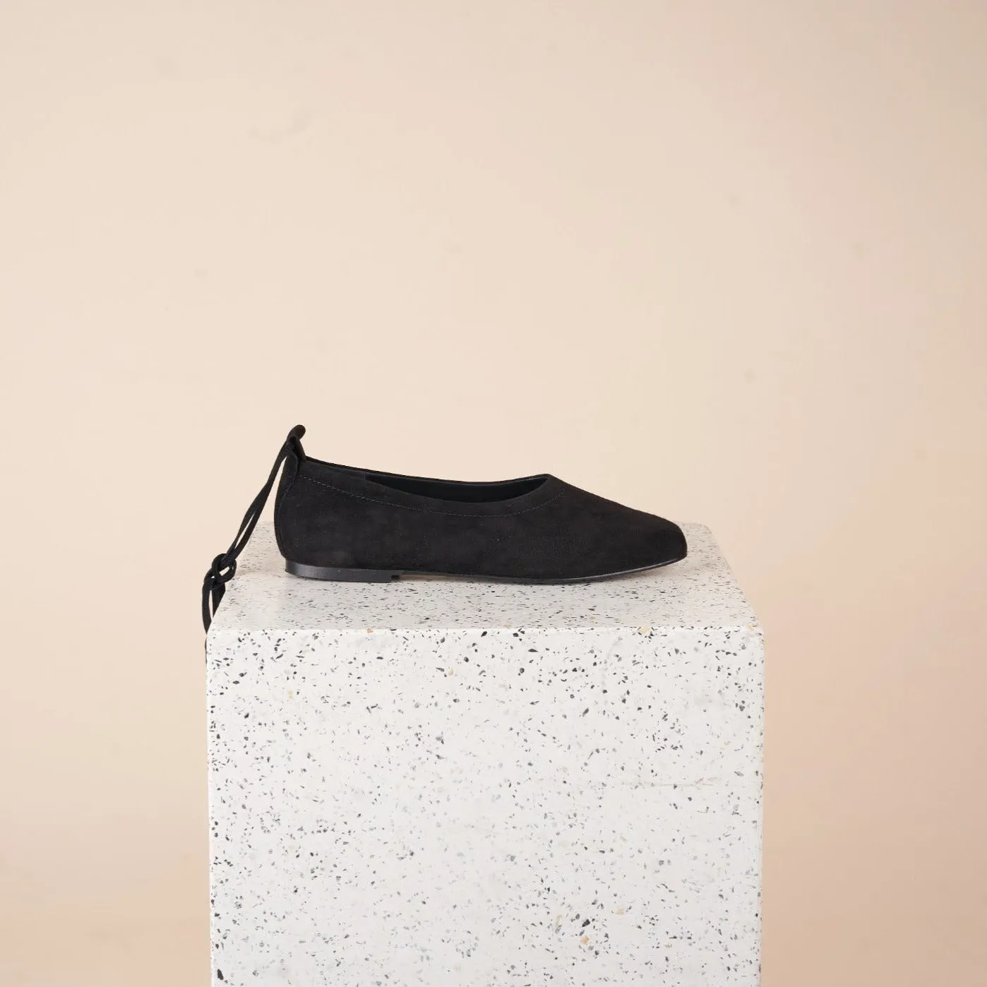 Imola - Black Suede Soft Lining