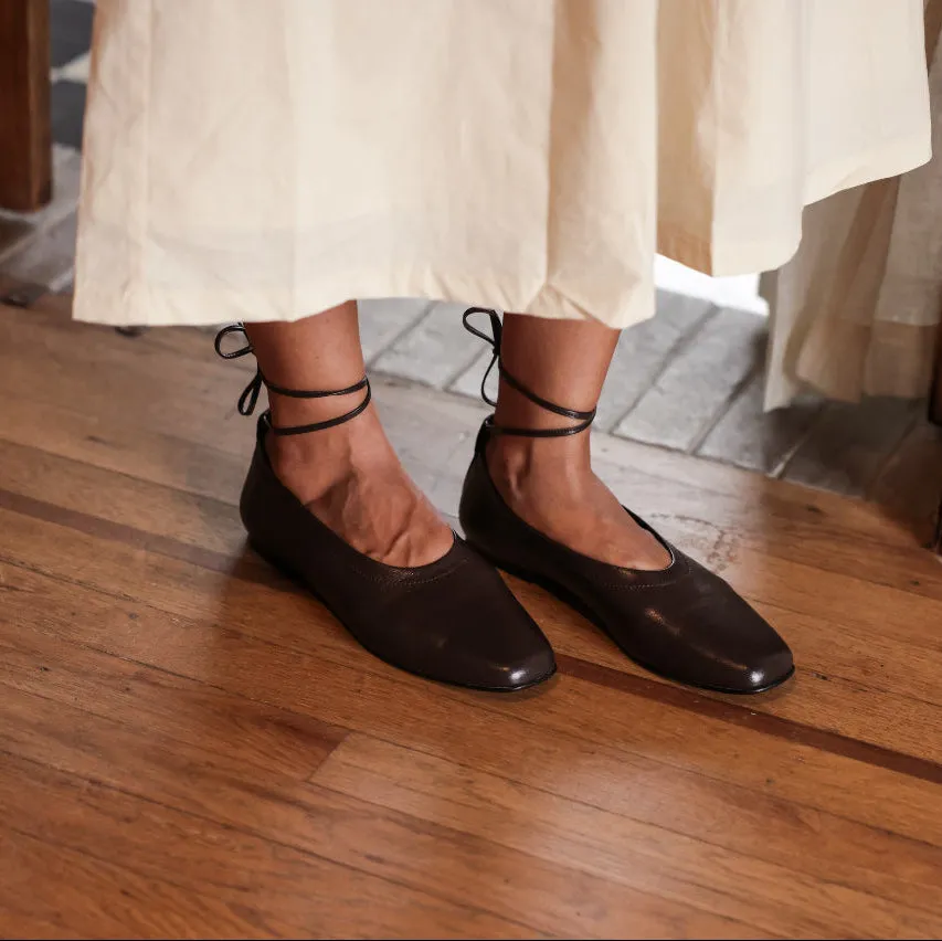 Imola - Chocolate Leather (Removable Ties) Soft Construction
