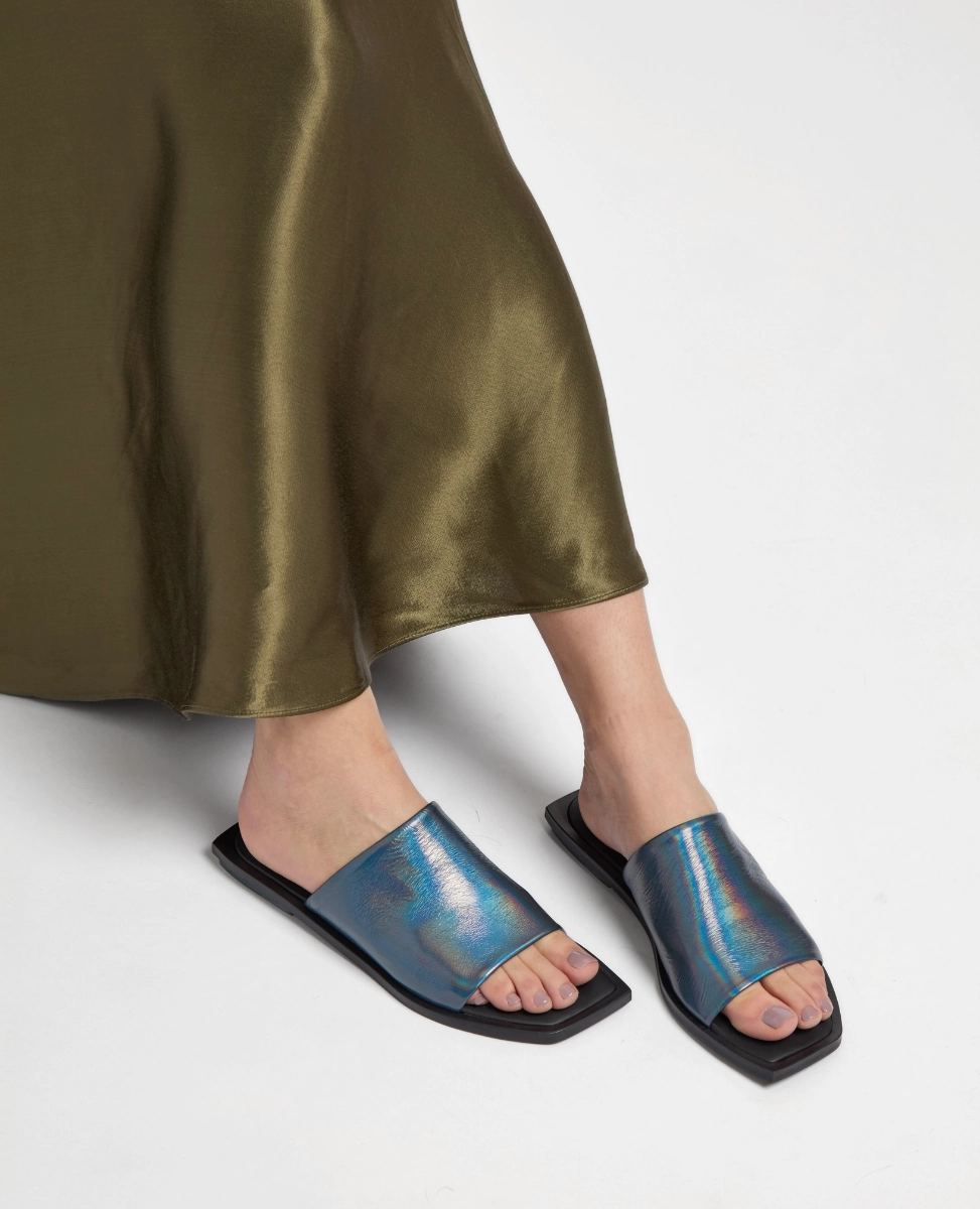 Irony Sandal Light Padding