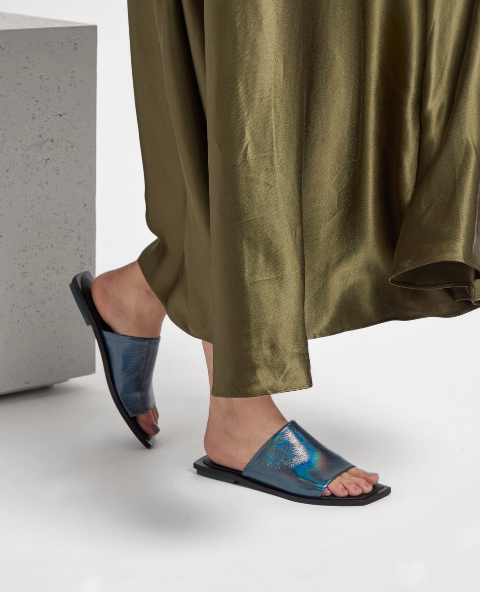 Irony Sandal Light Padding
