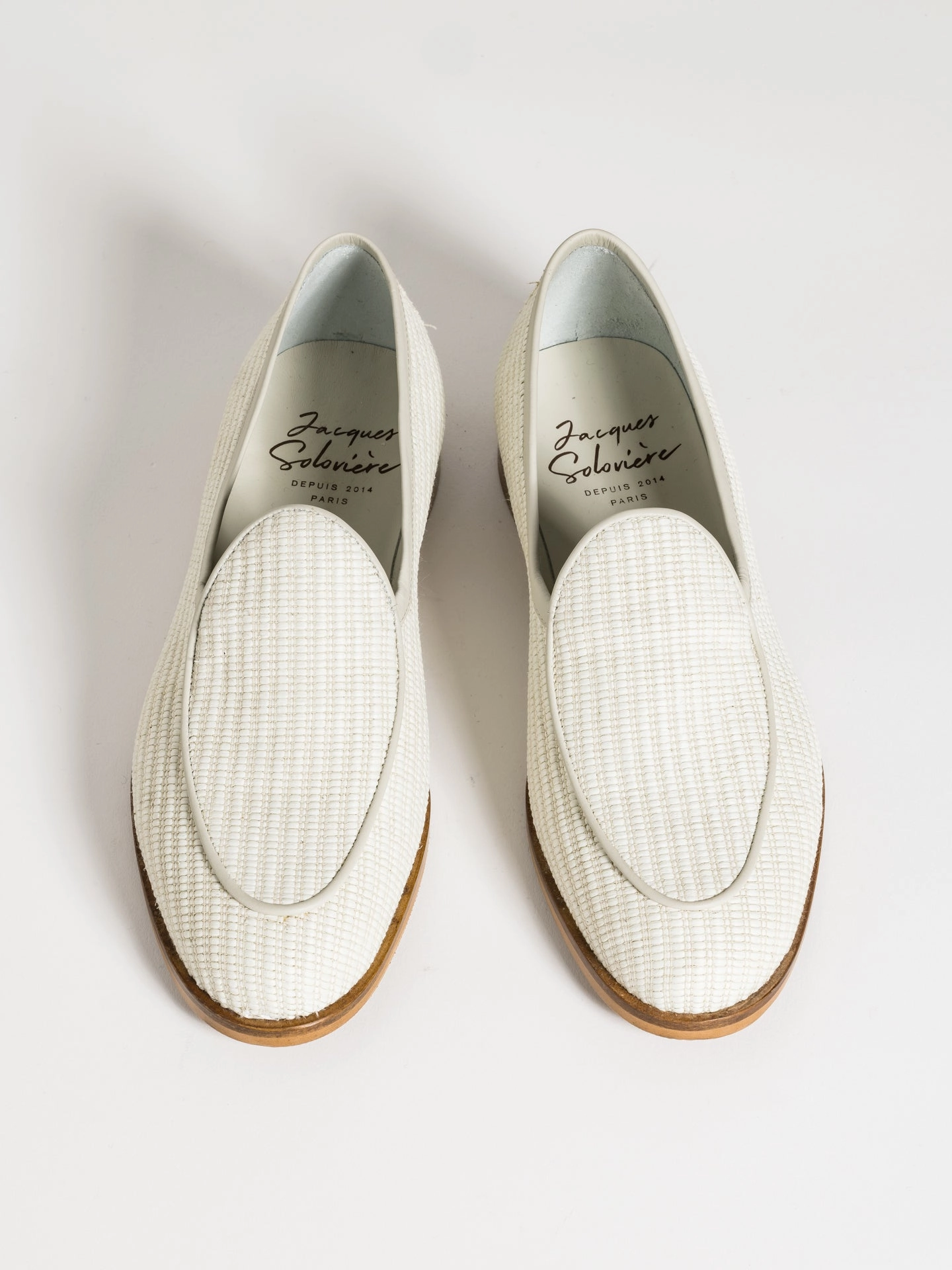JACQUES NEW WHITE ANORIO Style Staple