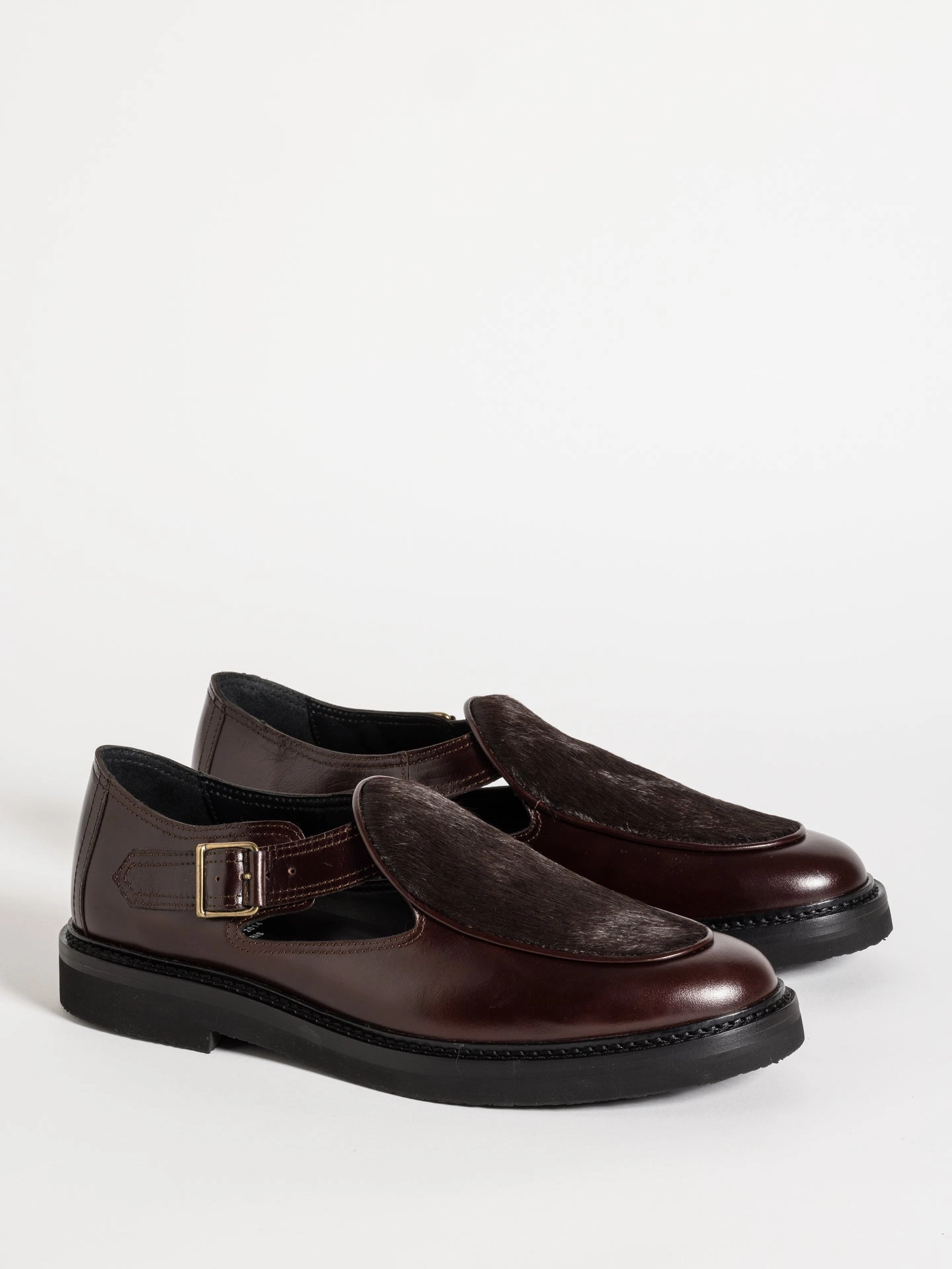 JO HAIRY CALF DARK BROWN Versatile Comfort