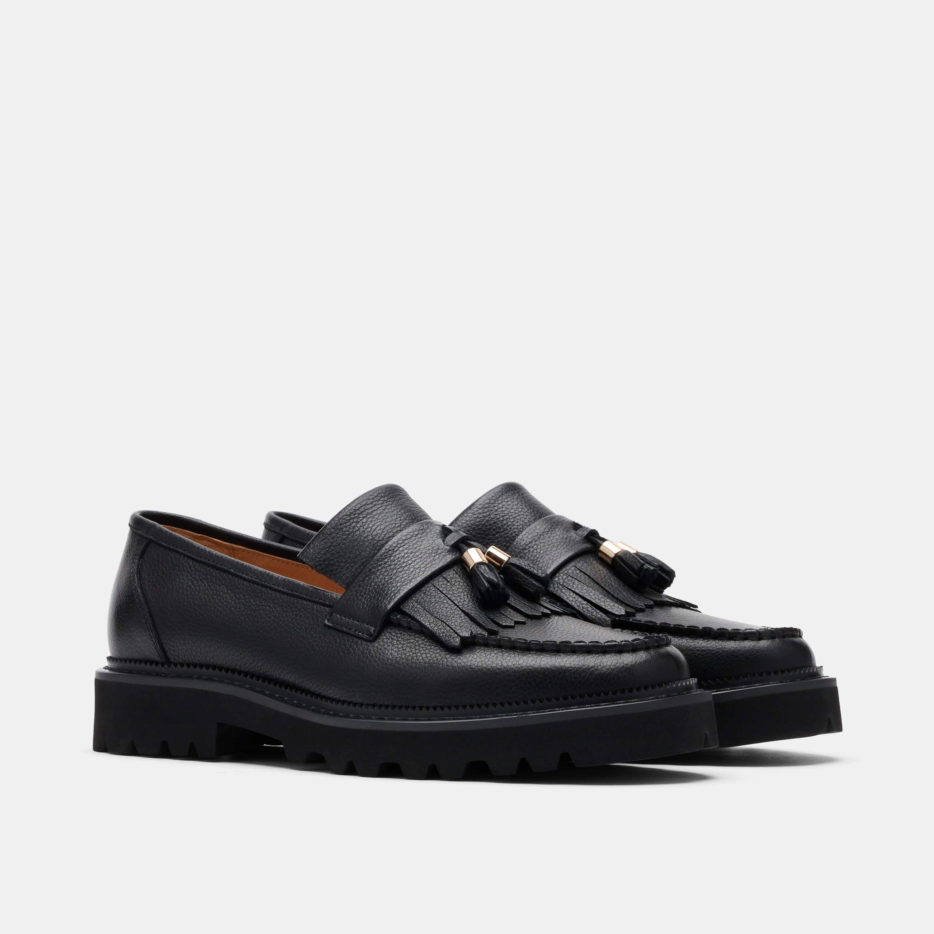 Journey Black Pebble Leather Lug Tassel Loafer Flexible Move