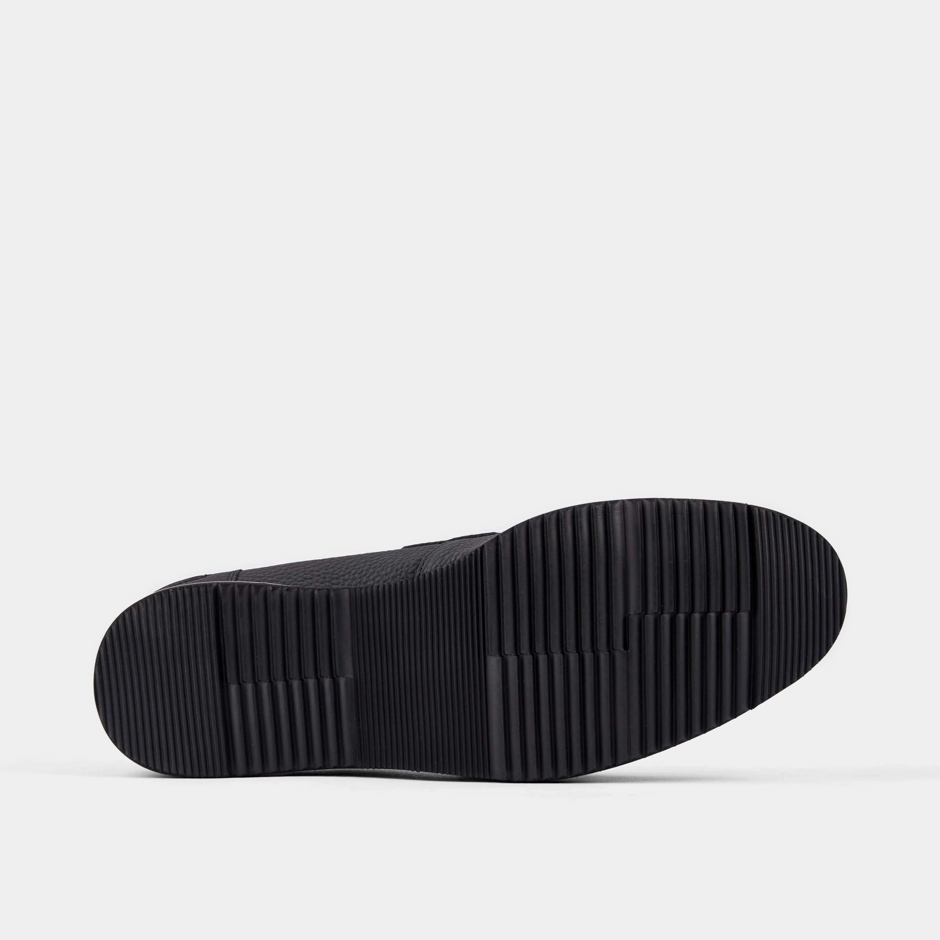Long Wear Abe Black and White Leather Penny Loafers