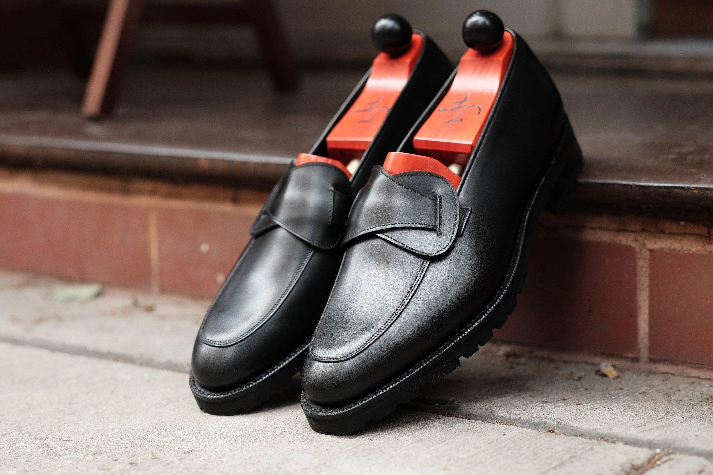 Meridian - Black Calf - DISCONTINUED Everyday Comfort