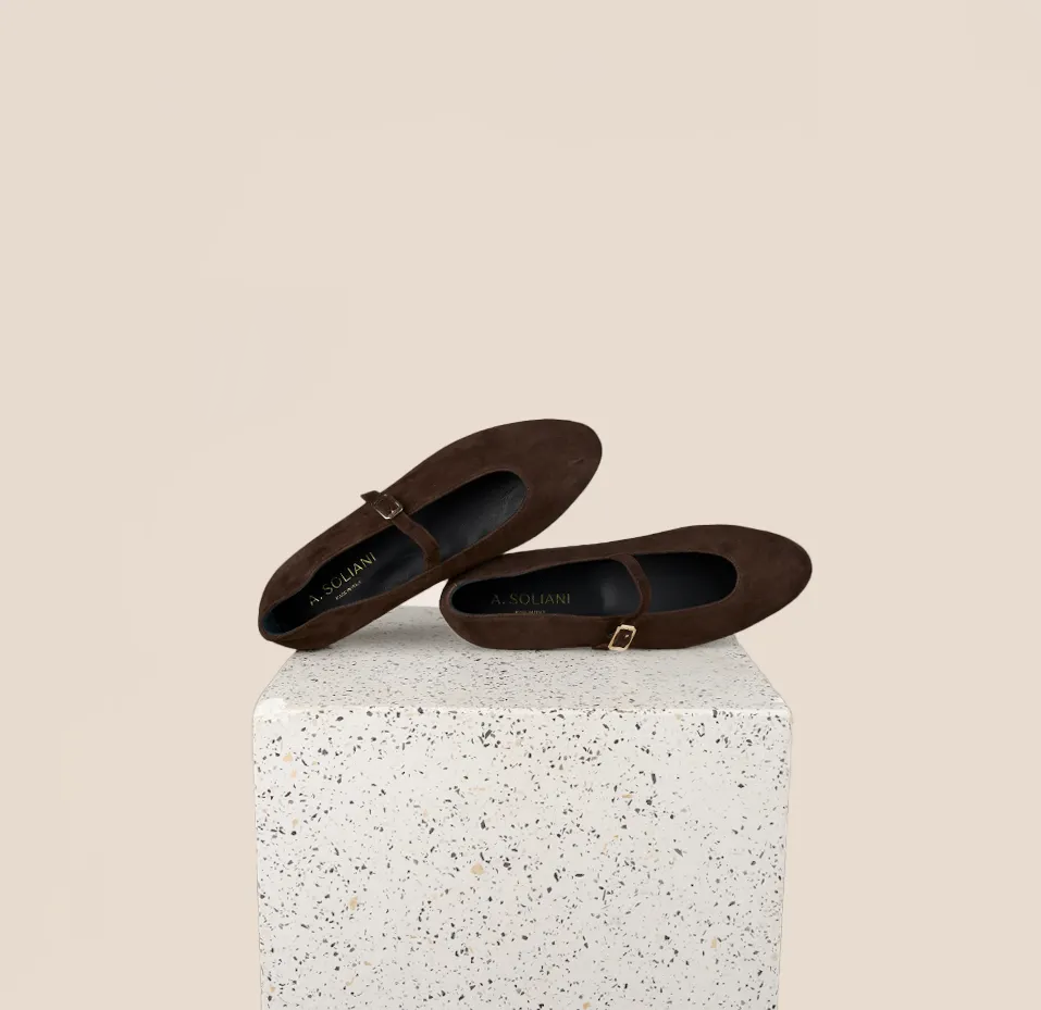 Modern Classic Bari - Chocolate Suede