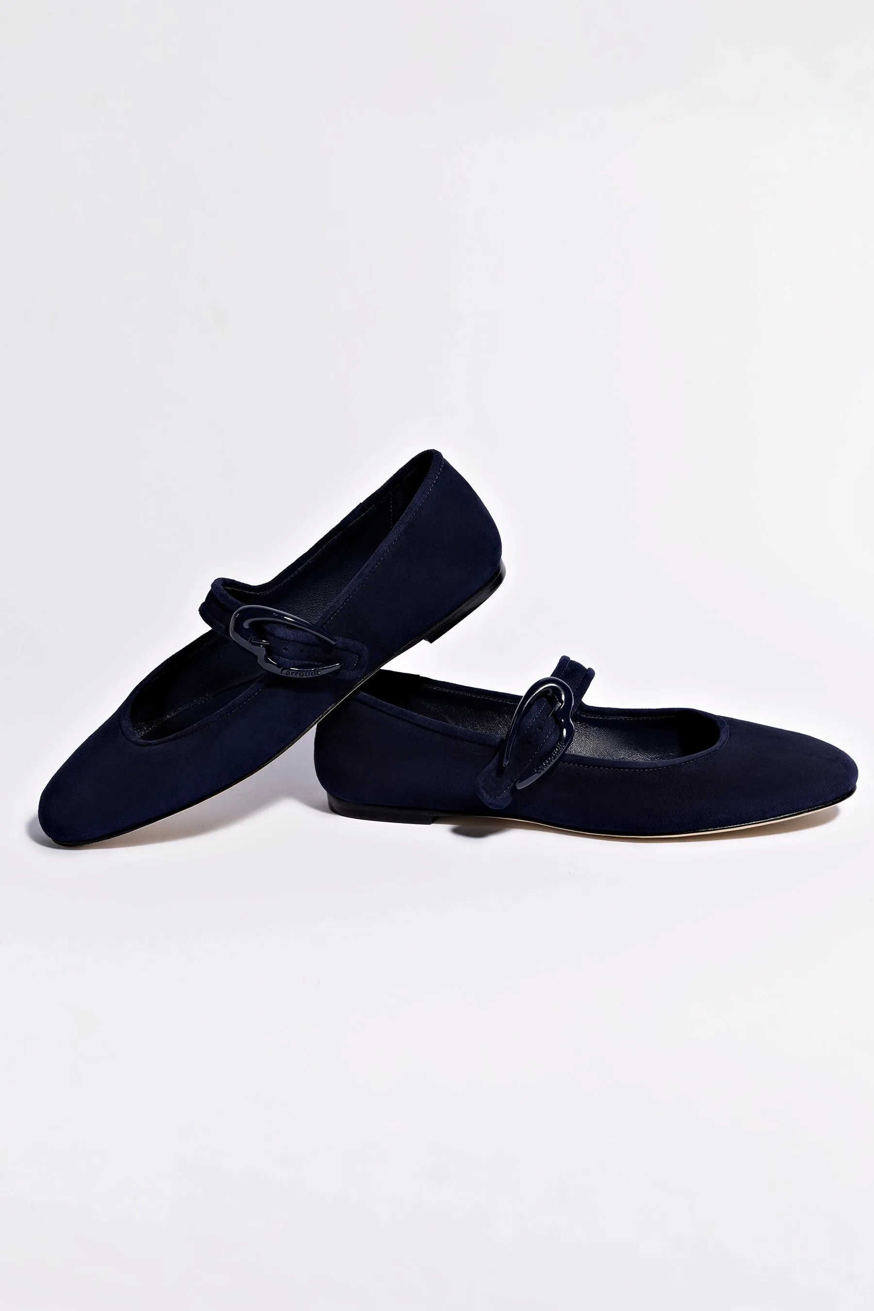 Modern Comfort Verona Ballet Flat In Navy Suede