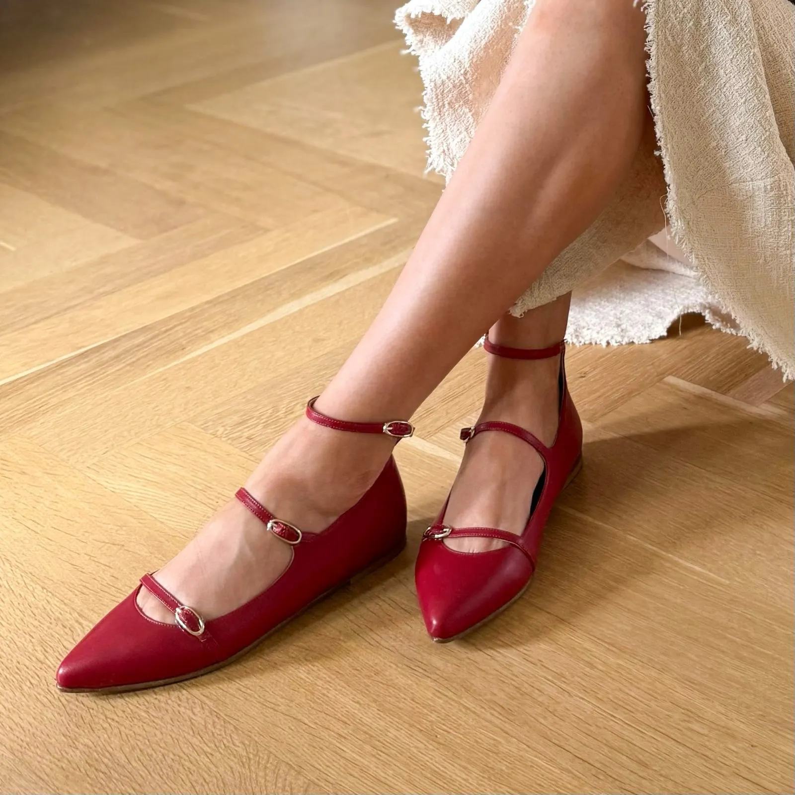 Modern Look Nola - Hibiscus