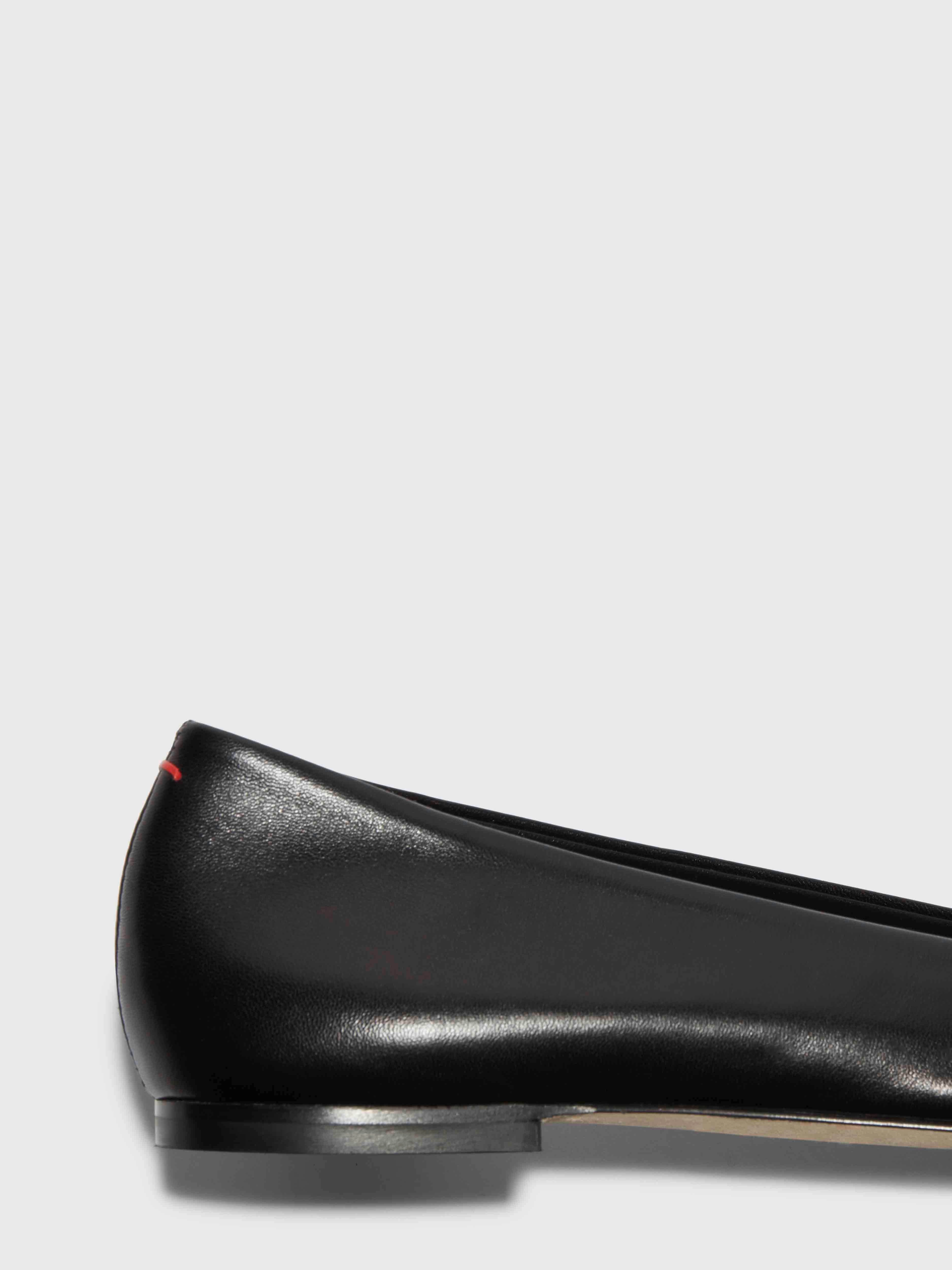 Modern Look Ida Leather Square-Toe Flats