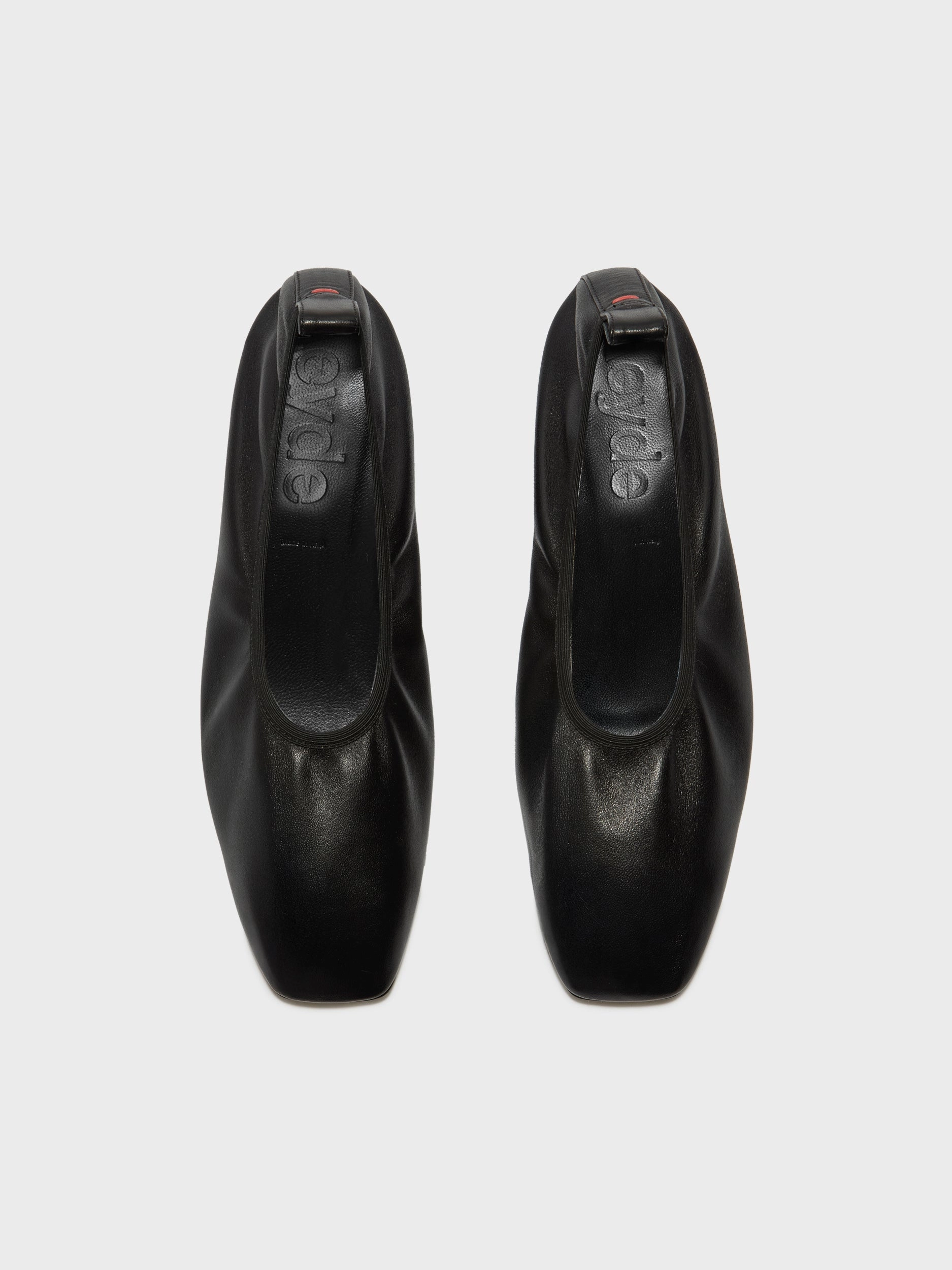 Modern Look Nomi Ruched Flats