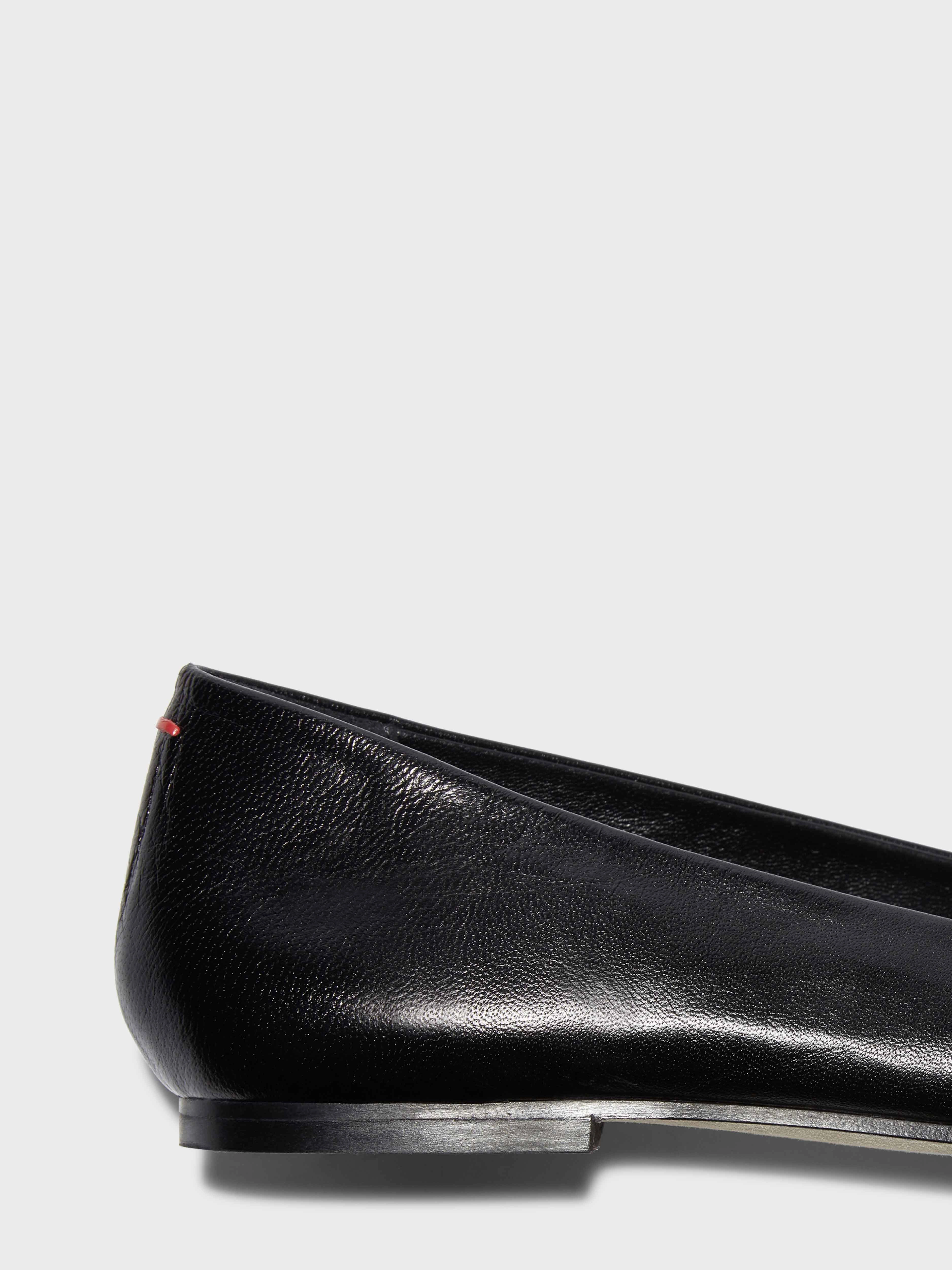 Modern Style Cassy Pointed-Toe Flats