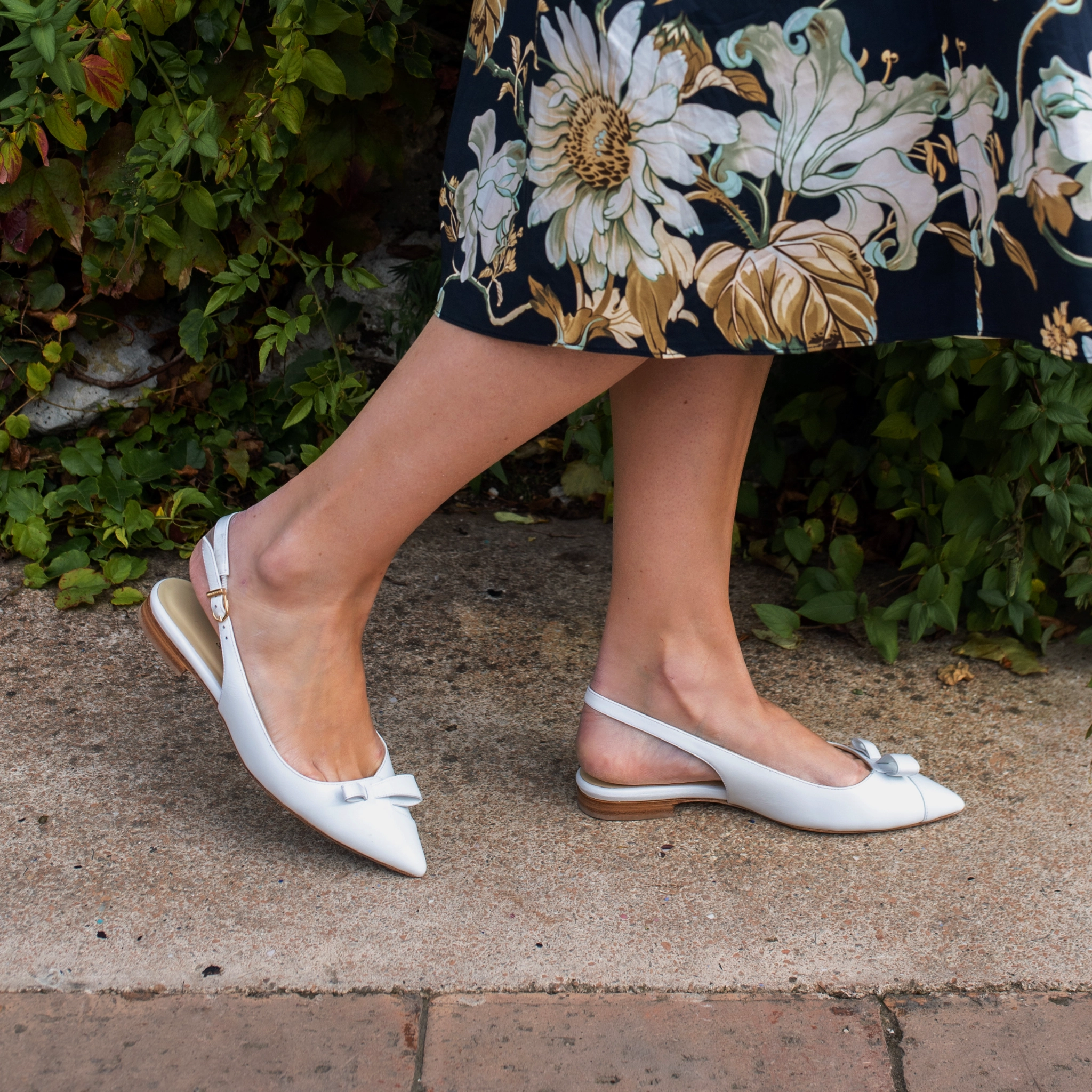 Natalie Sling Timeless Walk