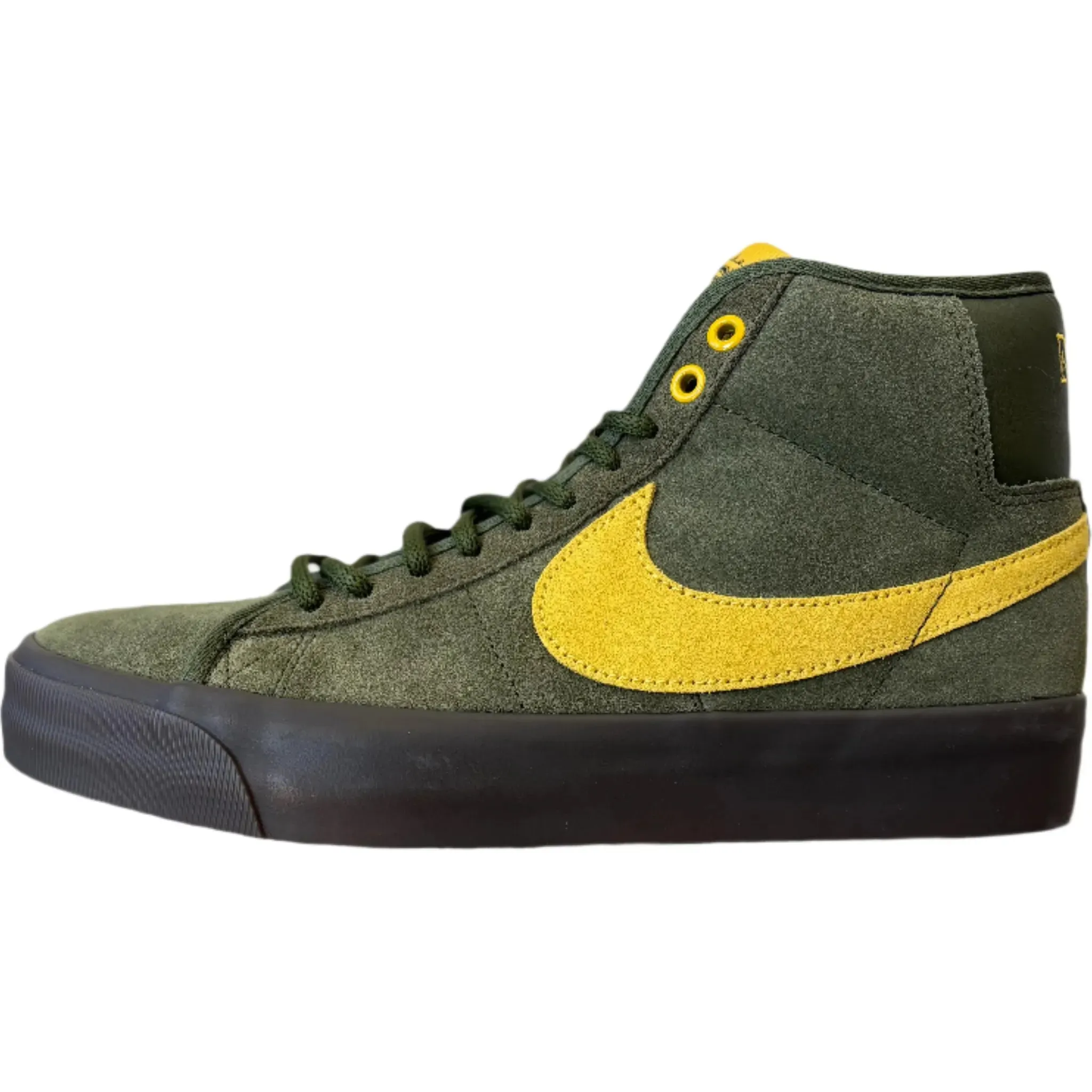 Nike SB Blazer Mid x Anti-Hero Strong Stitch