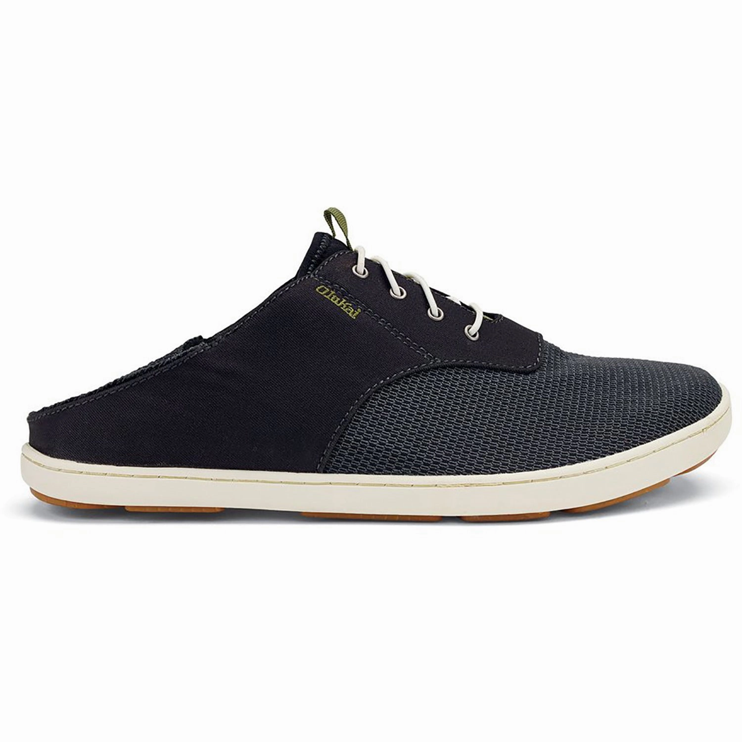 Nohea Moku Lace Street Style