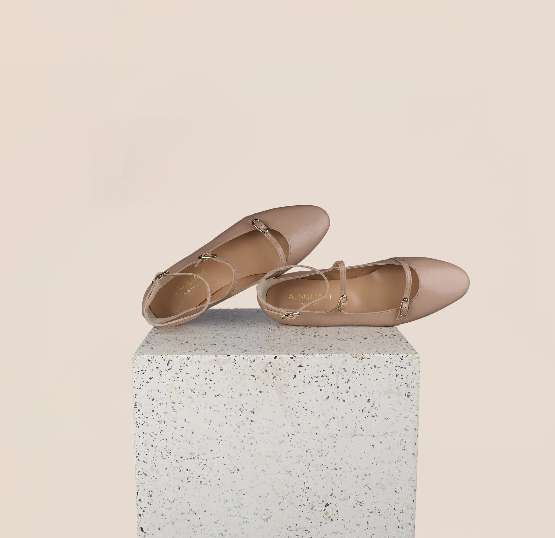 Nola Almond - Beige Nude Snug fit