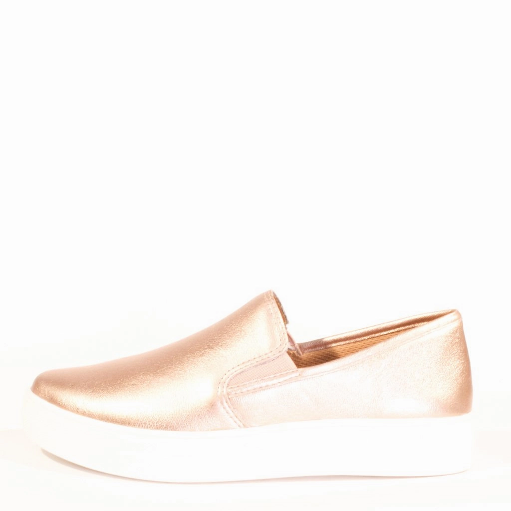 On-Trend Wilson Slip On Sneakers