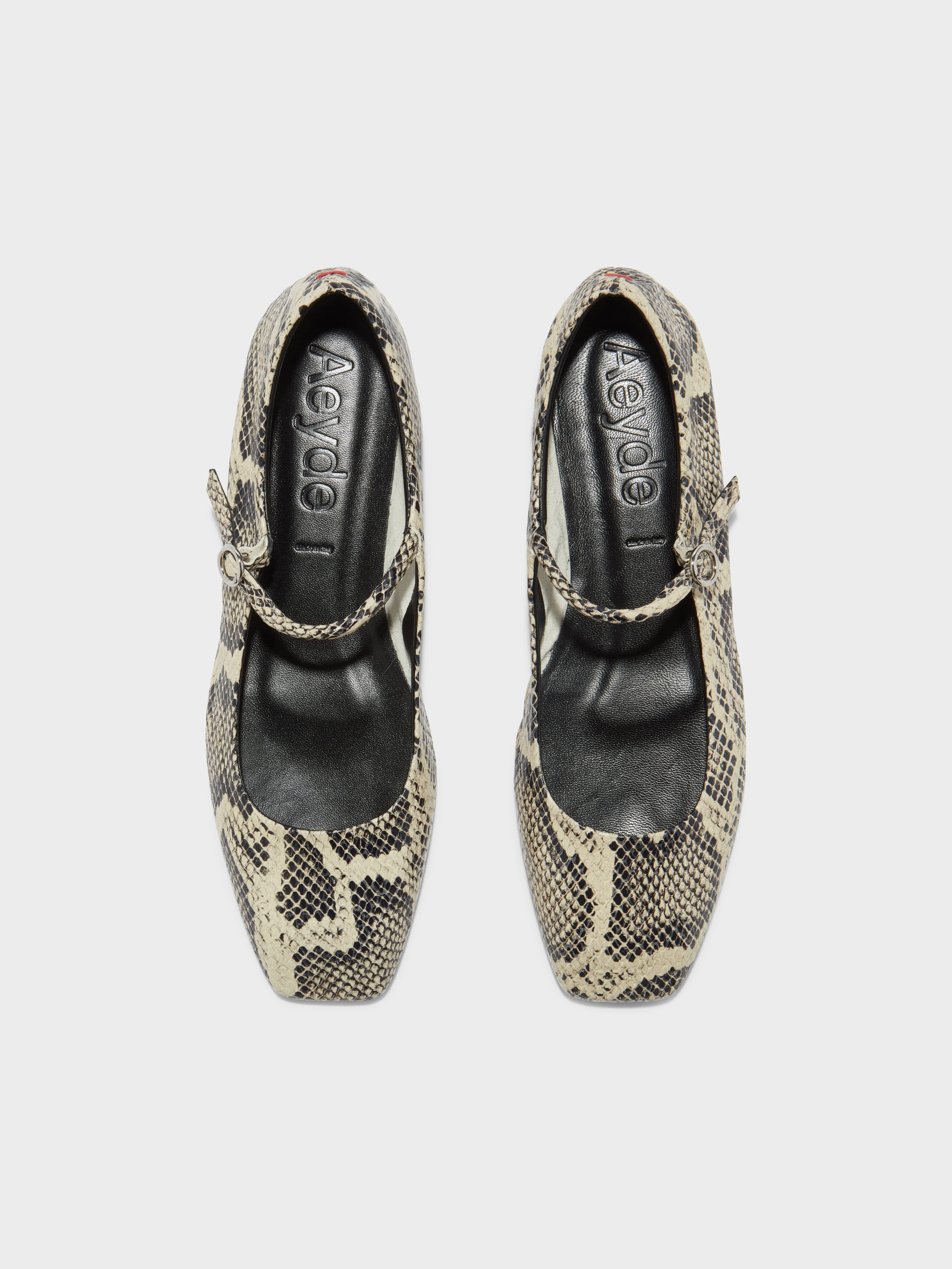 Practical Comfort Uma Mary-Janes Flats