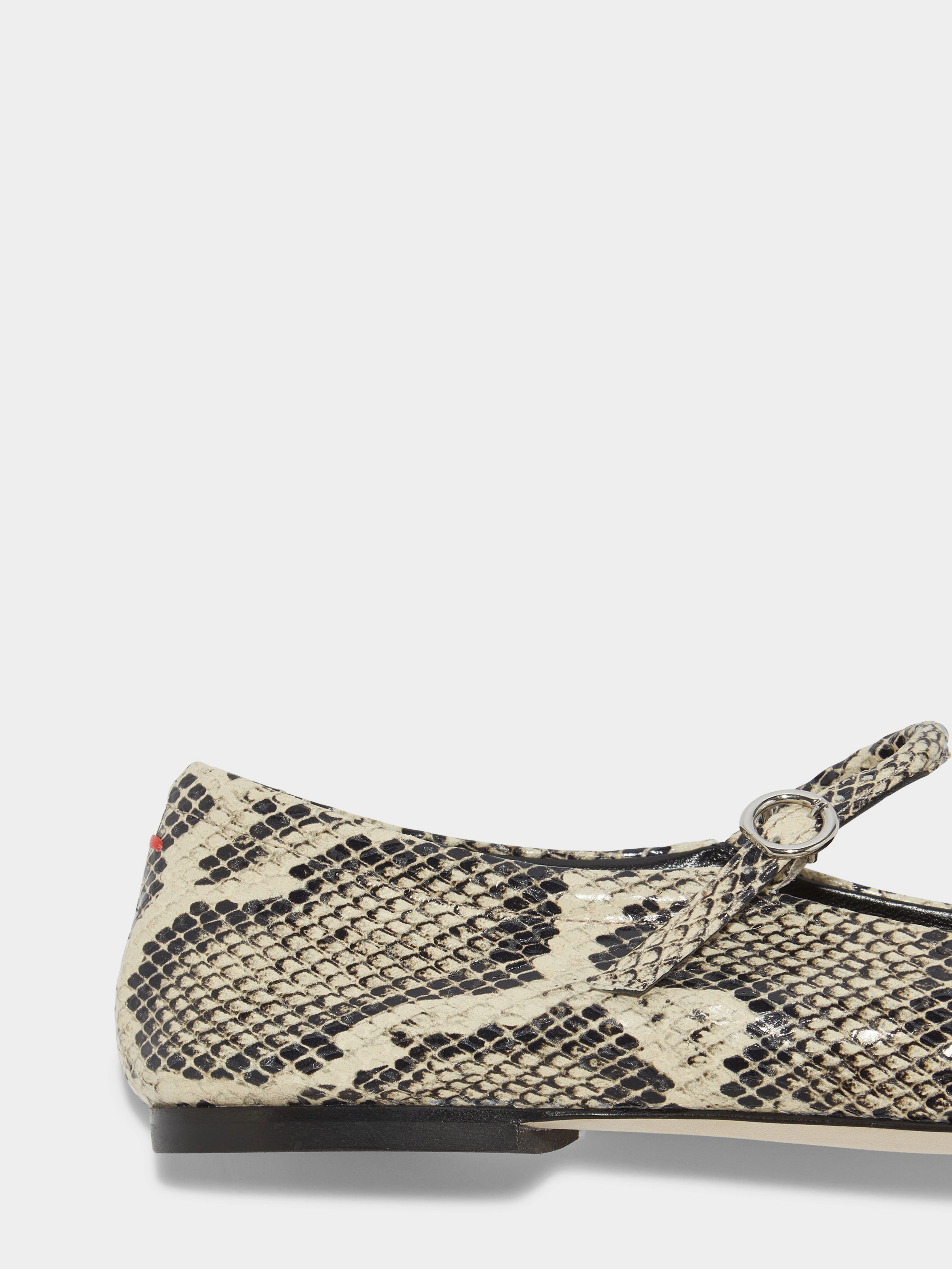 Practical Comfort Uma Mary-Janes Flats