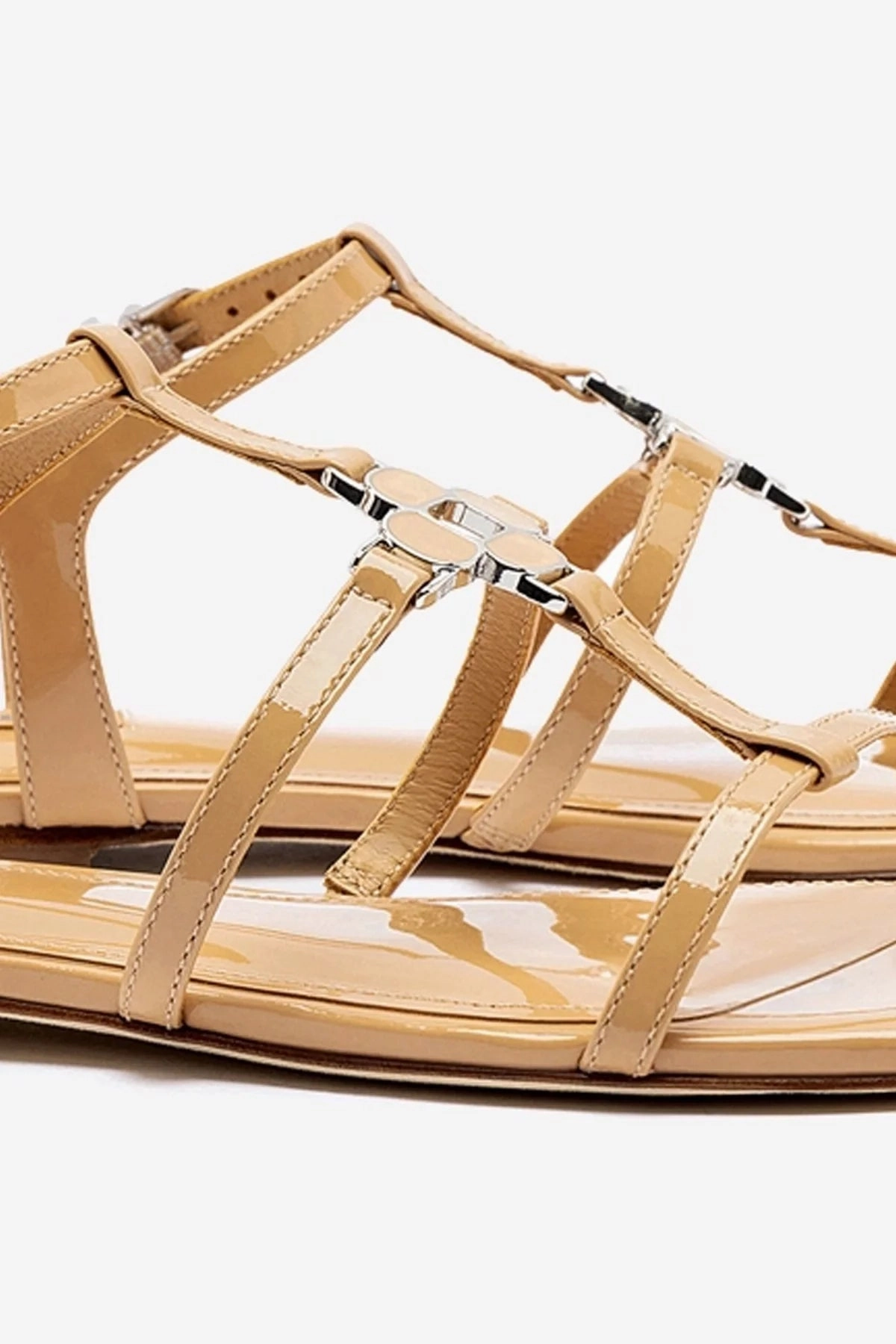 Practical Design Hana Flat In Tan Patent Leather