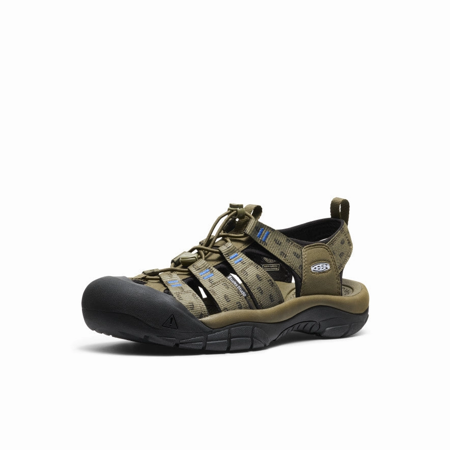 Pure Breeze Men's Newport Retro Sandal x ??tudes Studio  |  Etudes Olive