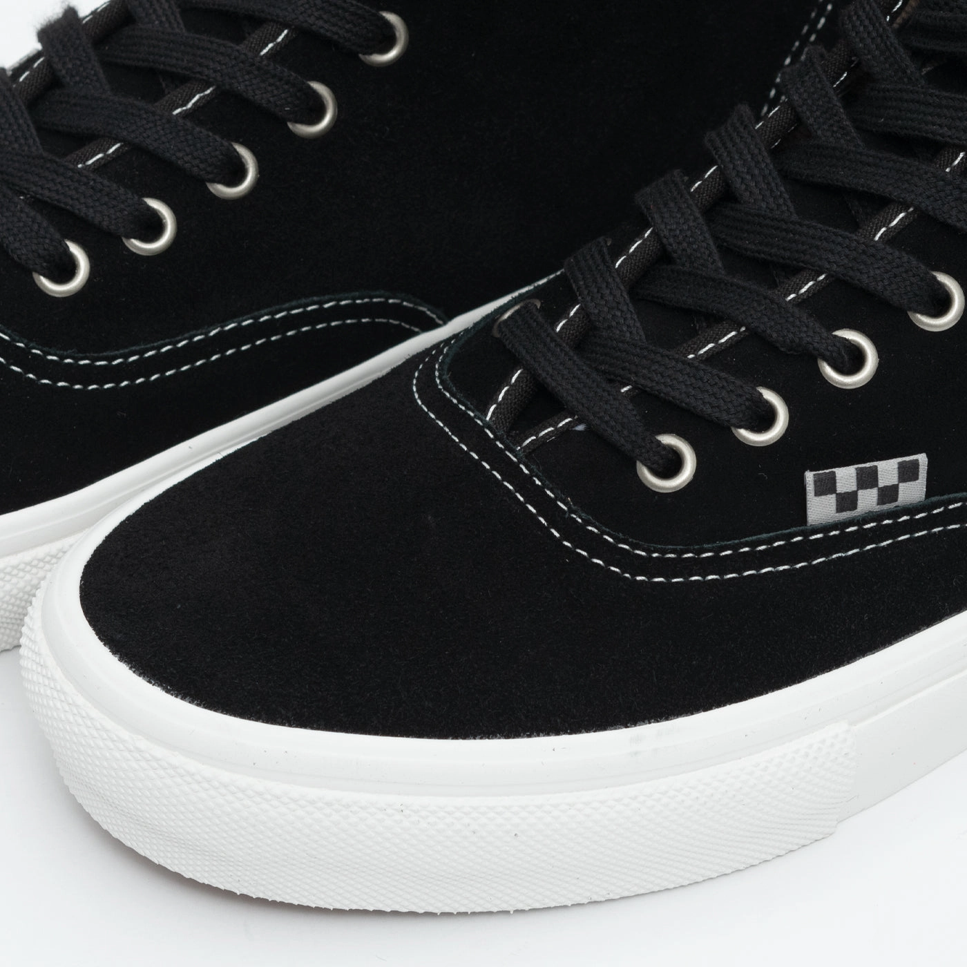 Quick Flow Skate Authentic High (Black Suede)