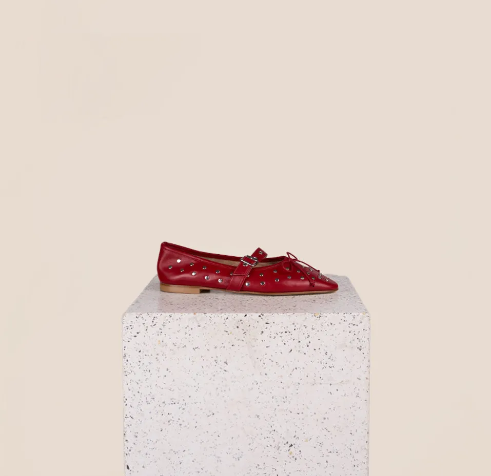 Relaxed Fit Como Buckle - Hibiscus Studs
