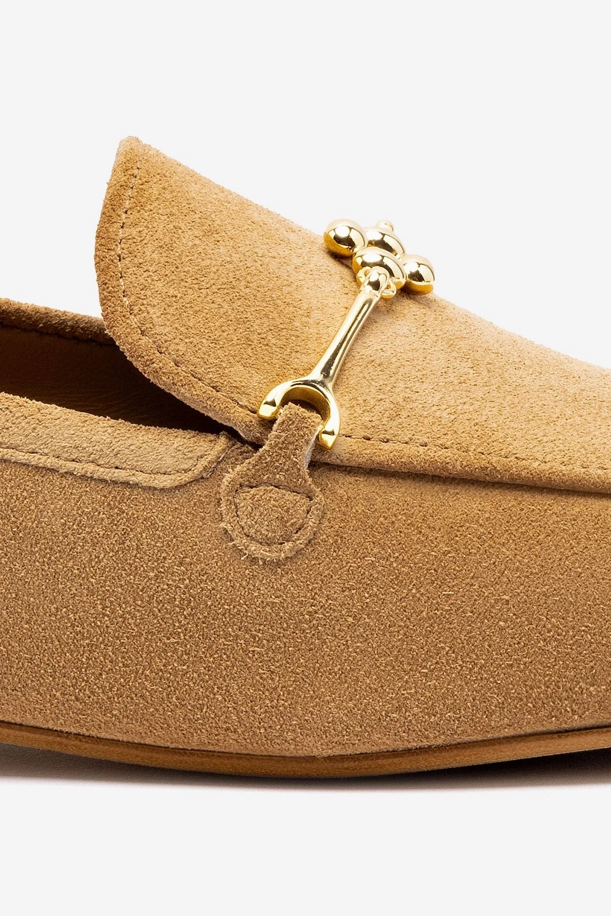 Relaxed Walk Katherine Loafer In Peanut Suede