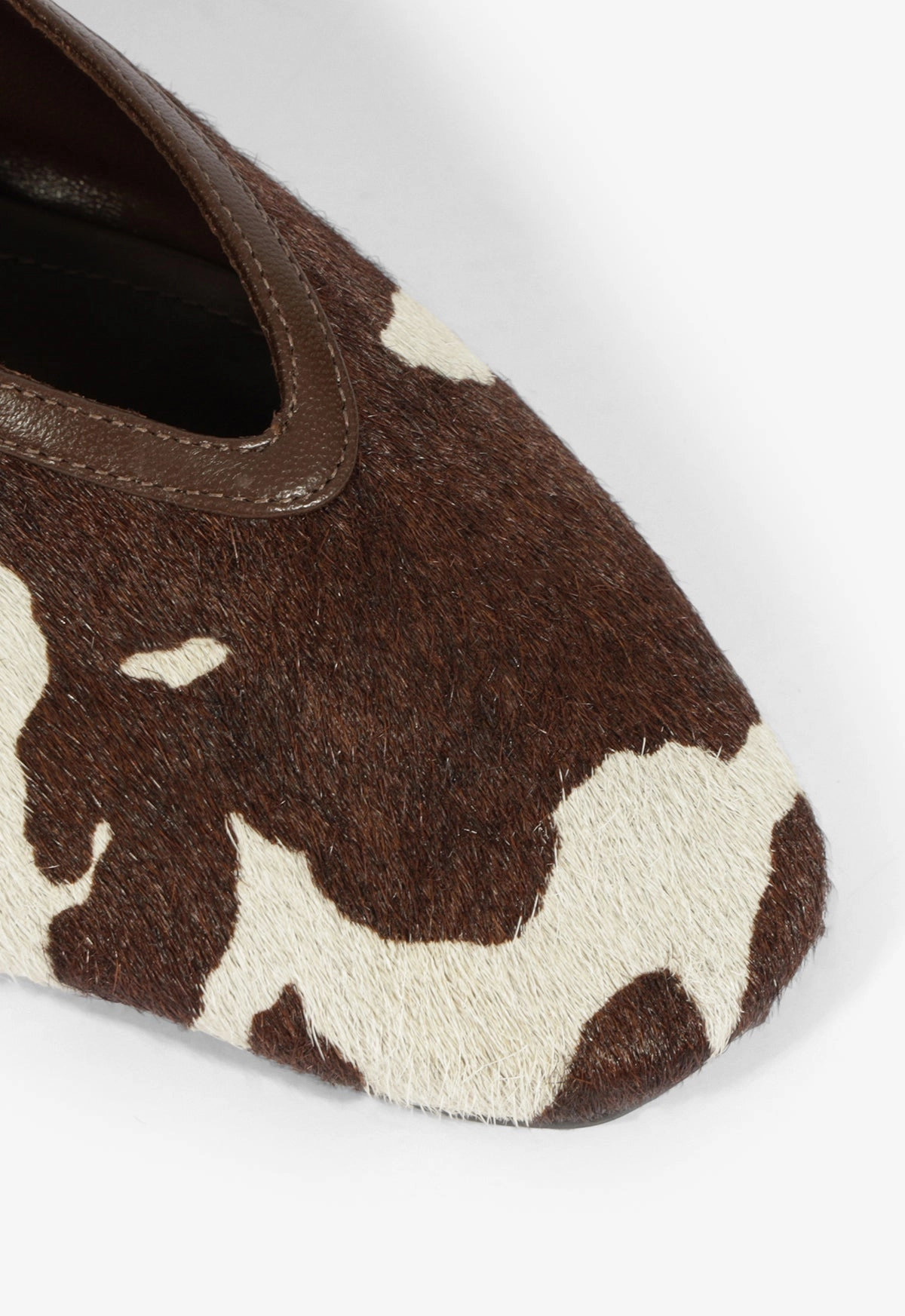 Roomy Toe Box Courtney Hair Calf Flat