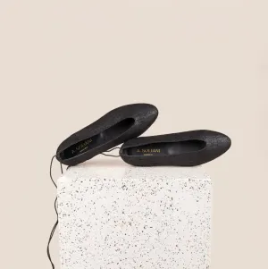 Style Meets Comfort Footwear Scala - Black Twill (Removable Ties)
