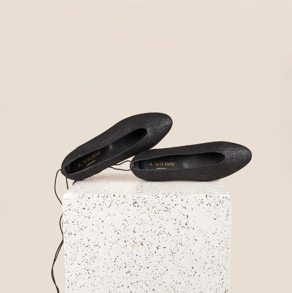 Style Meets Comfort Footwear Scala - Black Twill (Removable Ties)