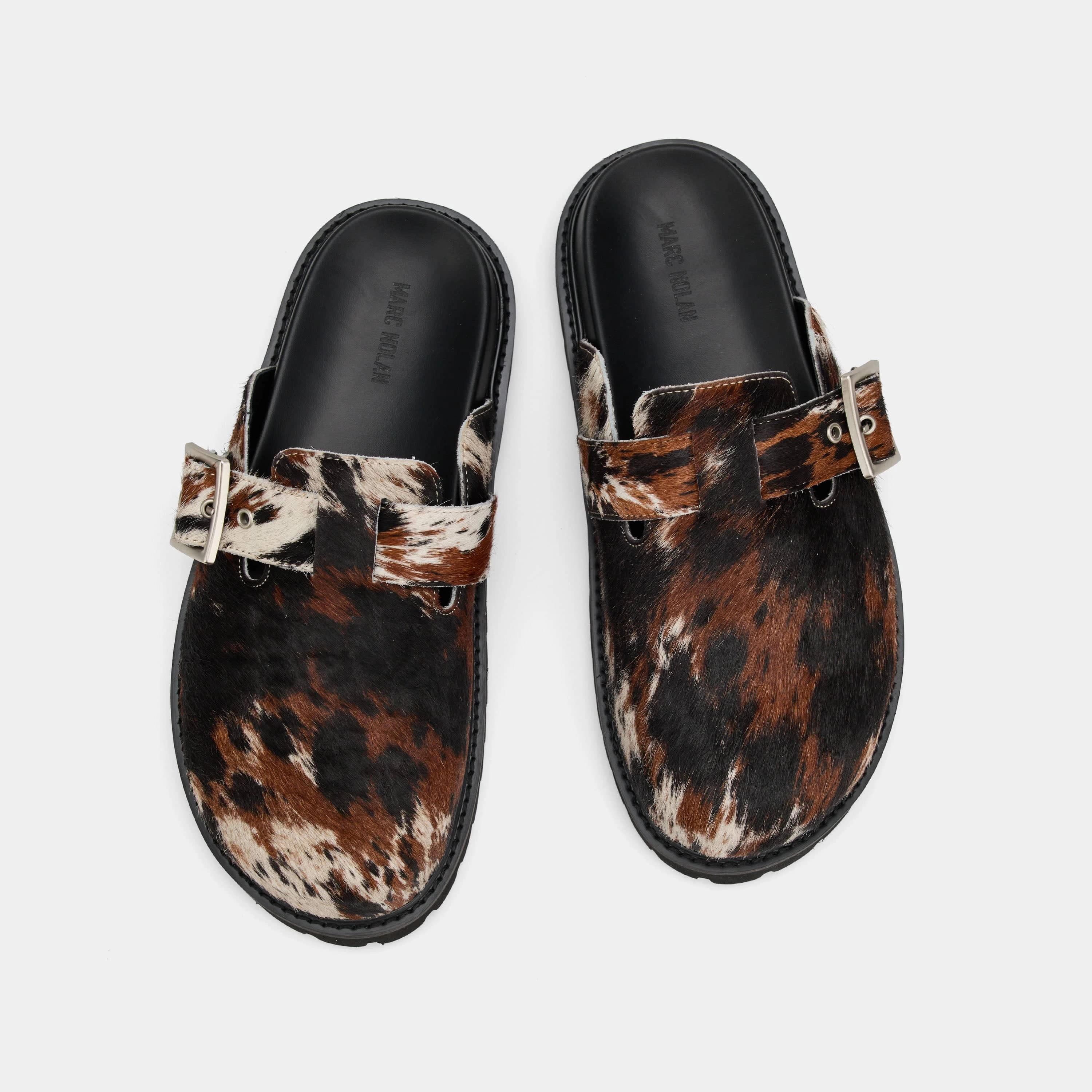 Shiloh Dark Horse Clogs Seamless Wear