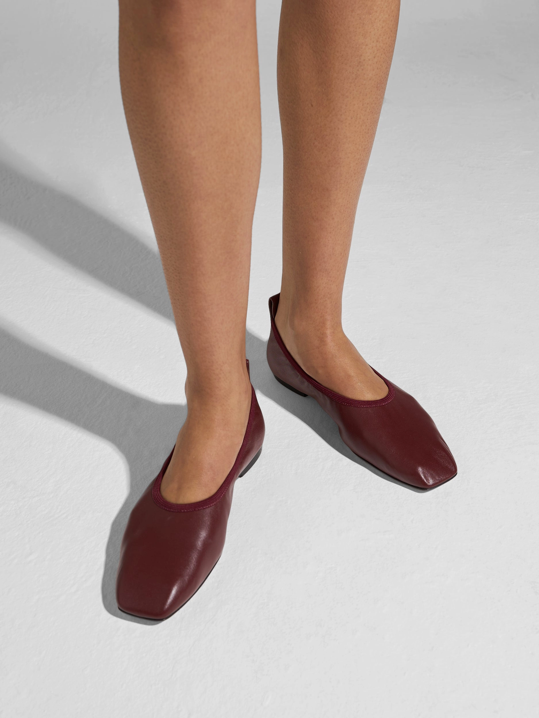 Sleek Look Nomi Ruched Flats