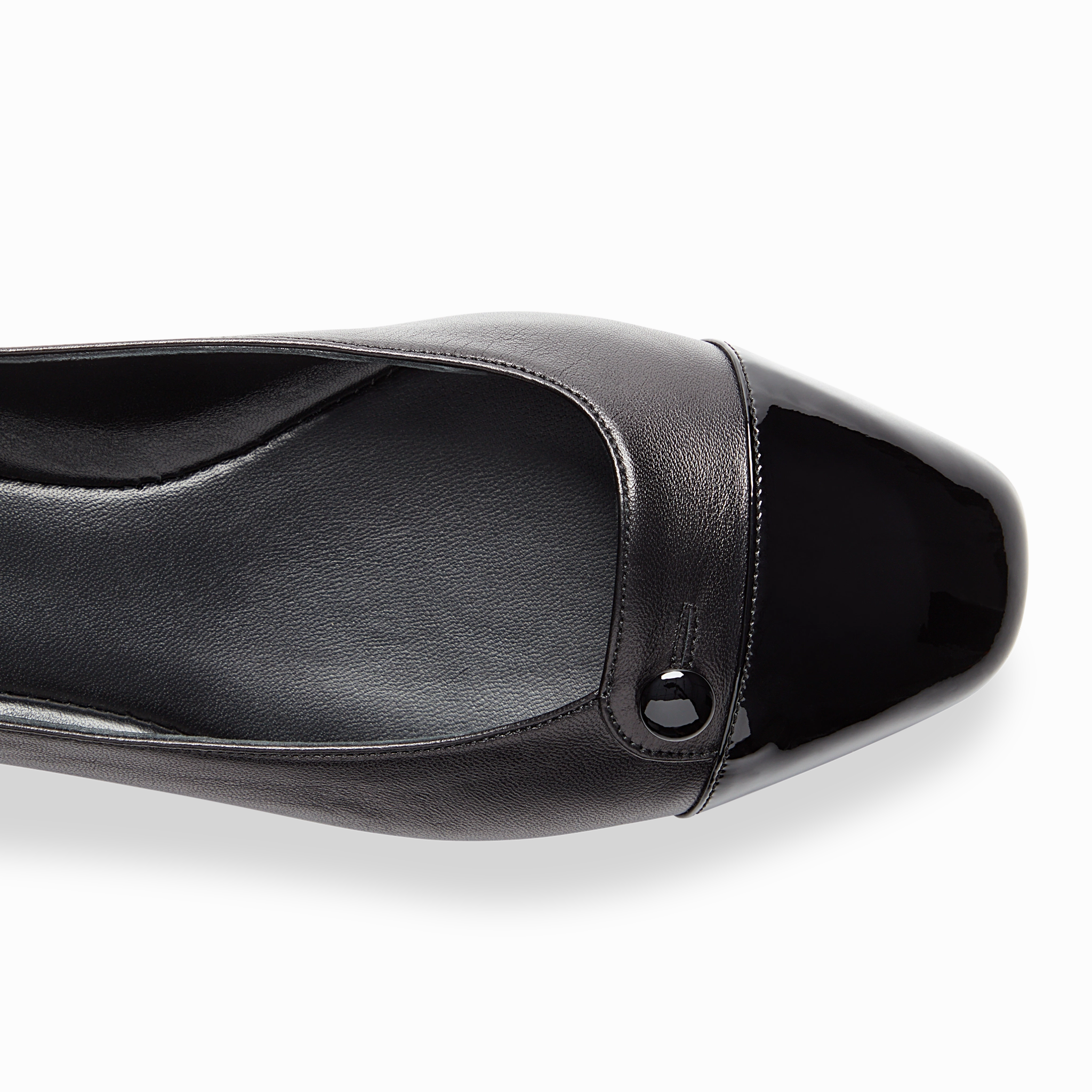 Sleek Profile Sacchetto Ballet Flat