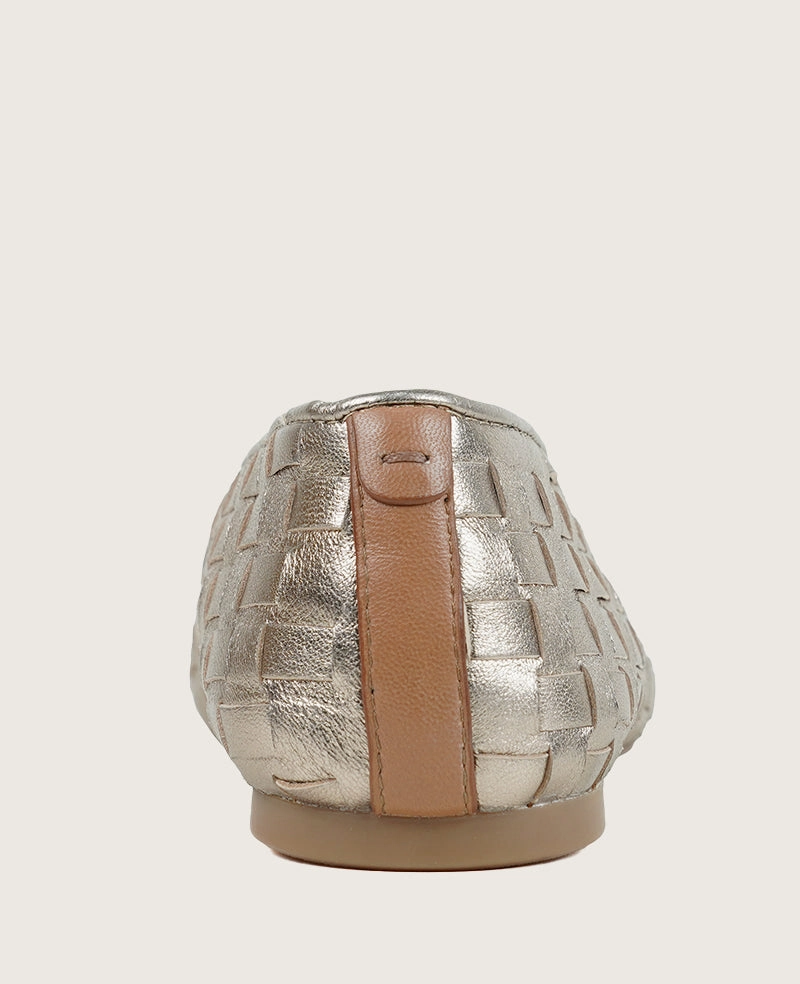 Smart Comfort GENTLE SOULS - Willow Woven Leather Flat