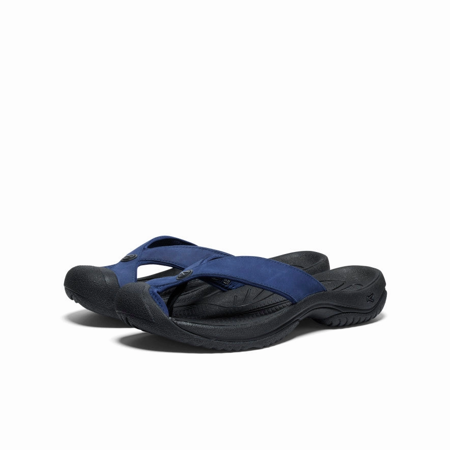 Smart Design Men's Waimea Leather Flip-Flop  |  Naval Academy/Black