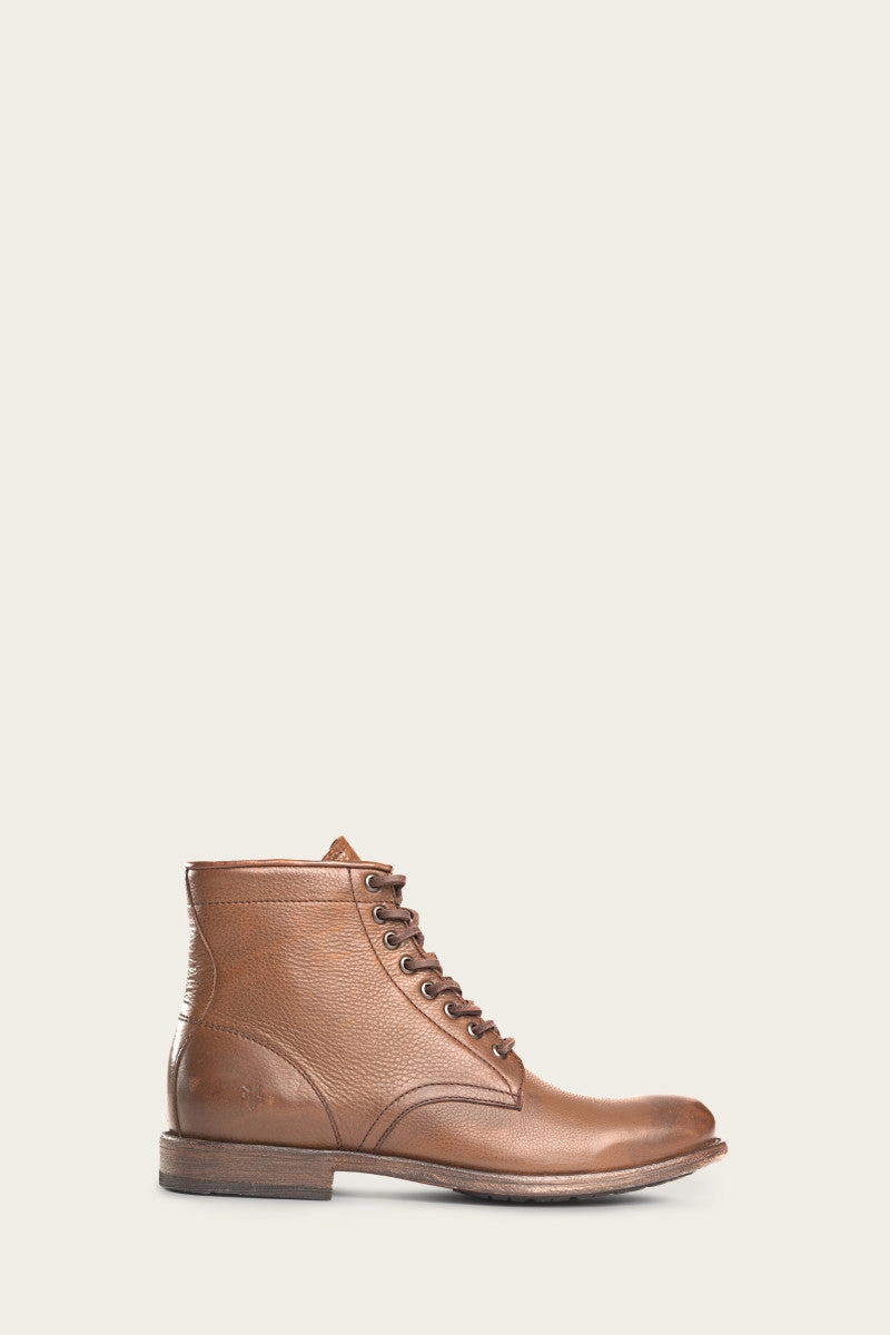 Streetwear Look Tyler Lace Up