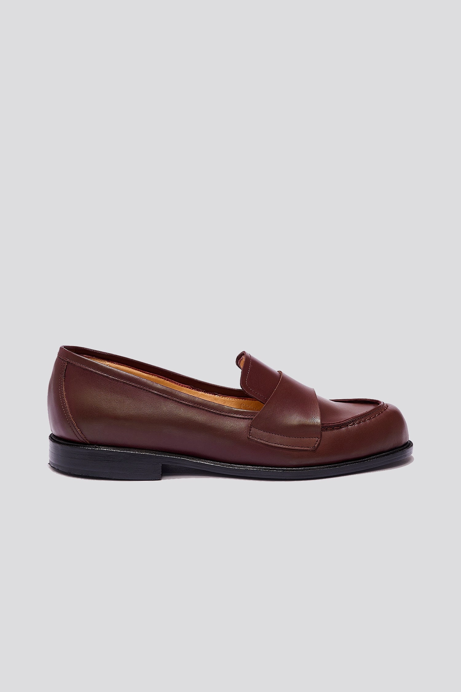 Sofia Loafer in Plum Flex Sprint