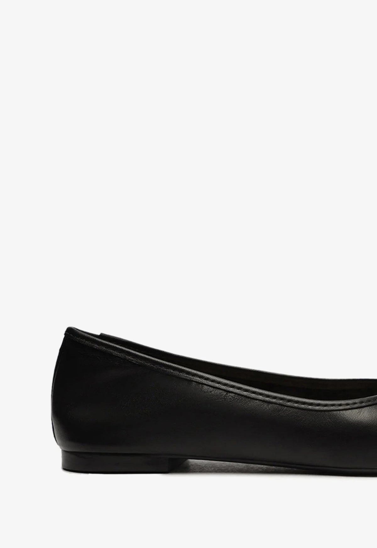 Soft Lining Arissa Black Leather Ballet Flat
