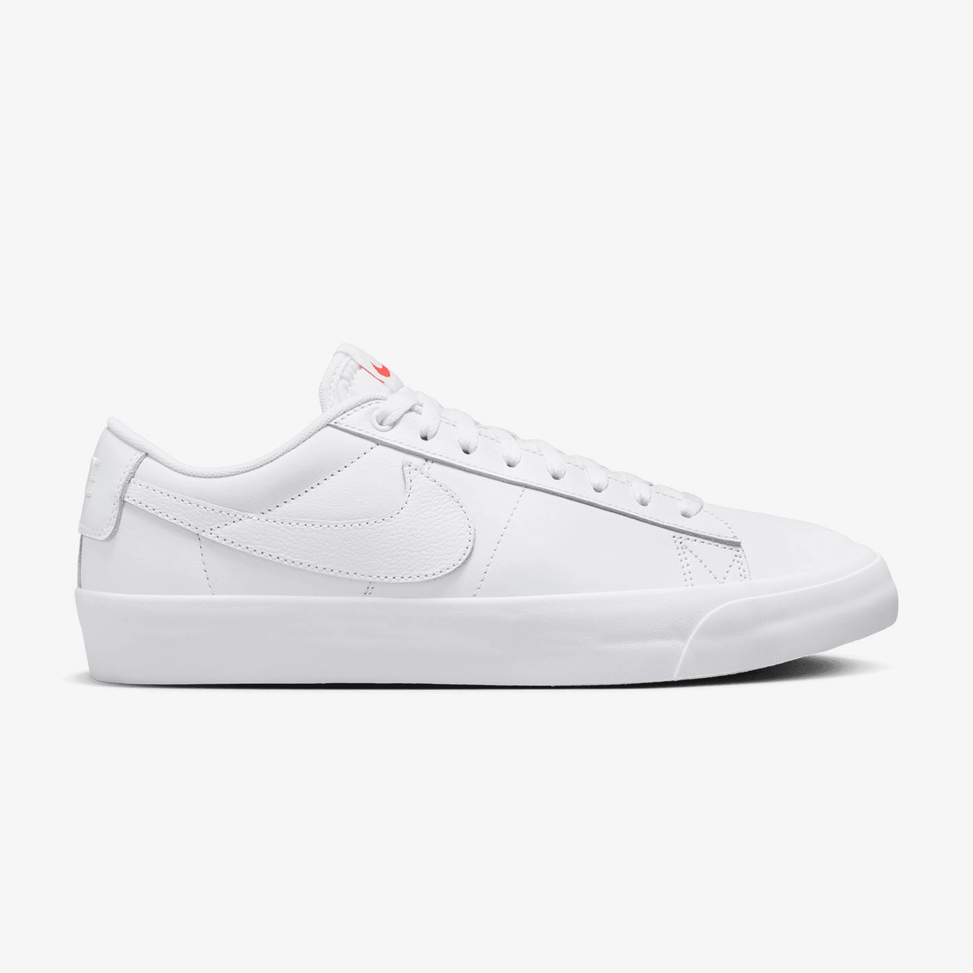 Blazer Low GT (White/White) Impact Comfort