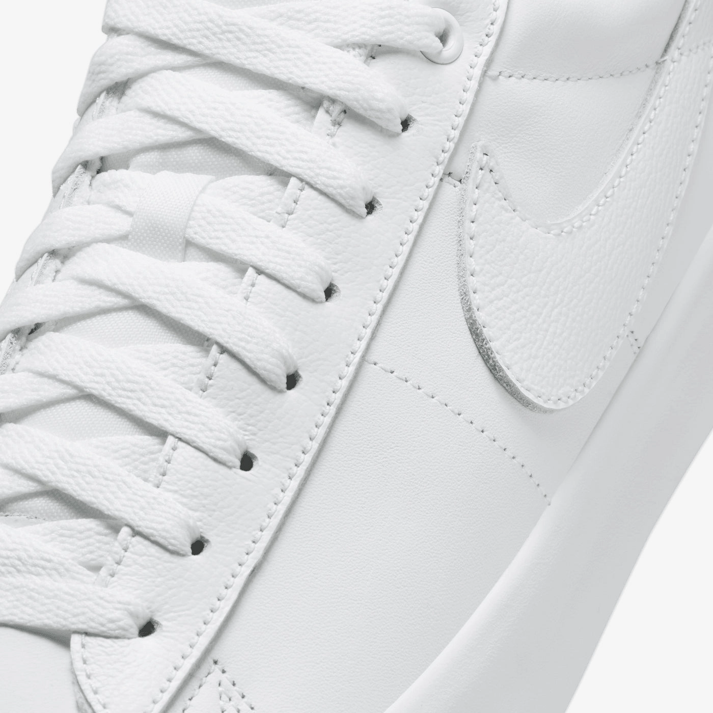 Street Spin Blazer Low GT (White/White)
