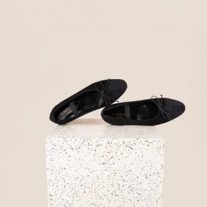 Como Strap - Black Suede Trend Walk Shoes