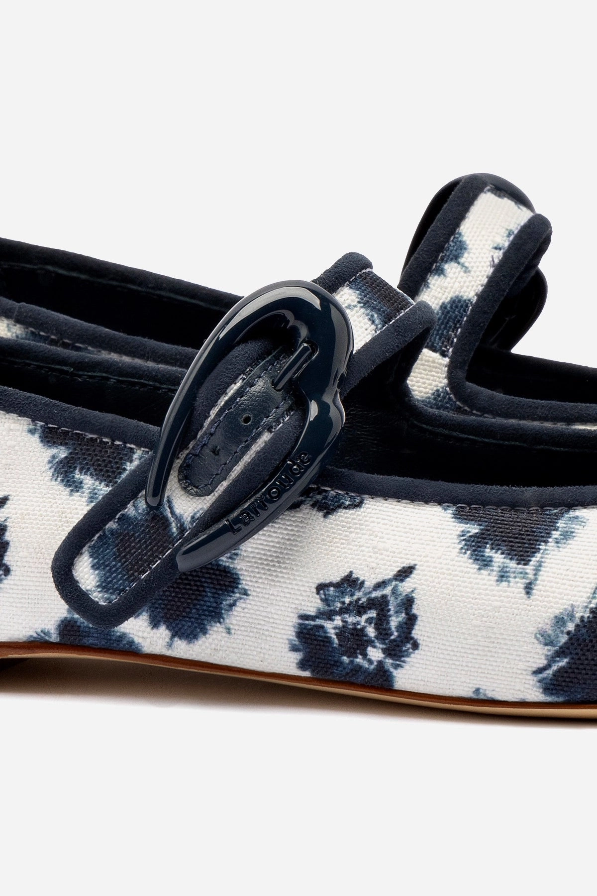Style Step Larroud?? x Jonathan Cohen Verona Ballet Flat In Tiedye Ocean Linen