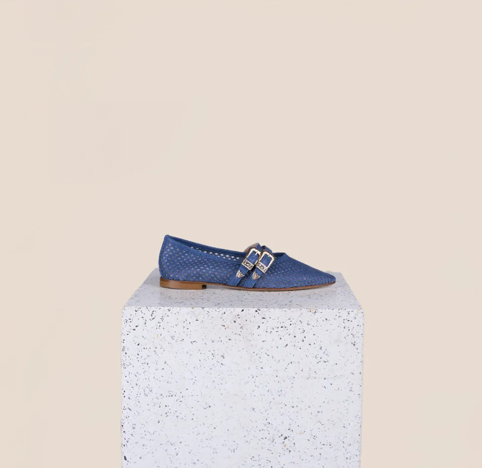 Stylish Walk Udine - Perforated Dark Denim