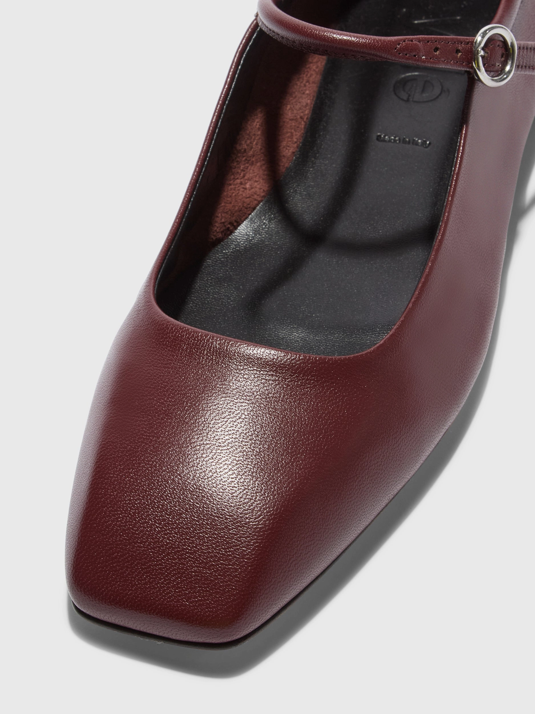 Stylish Fit Uma Mary-Jane Flats